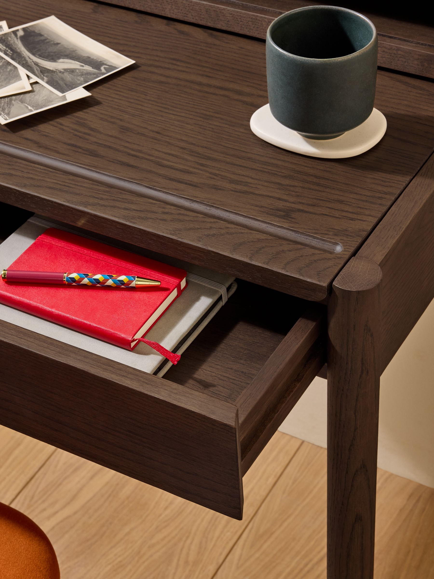Leonie Compact Office Desk in Dark Stain Oak - Image 6 of 9