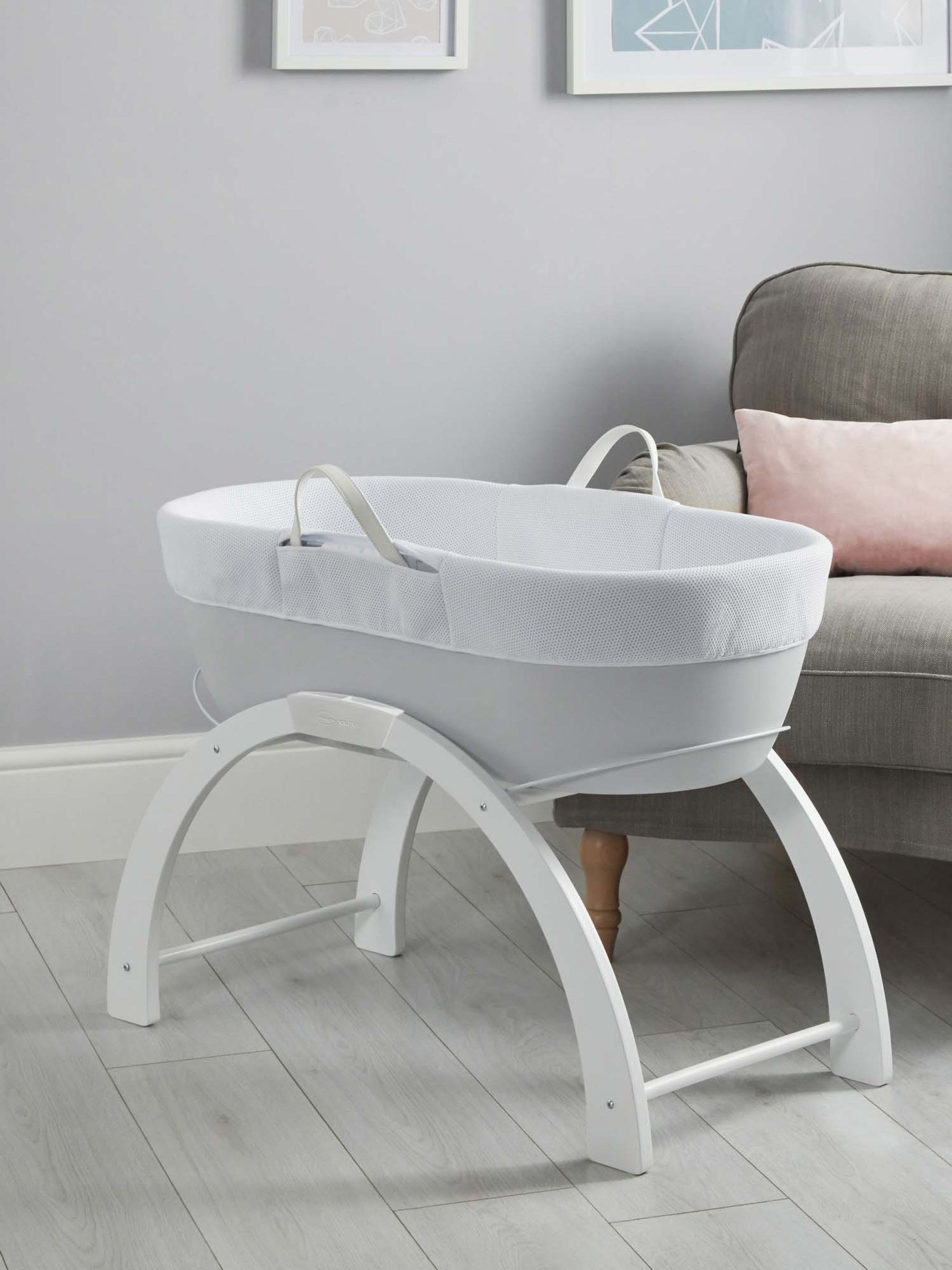 Shnuggle Dreami Moses Basket and Stand | JoJo Maman Bébé