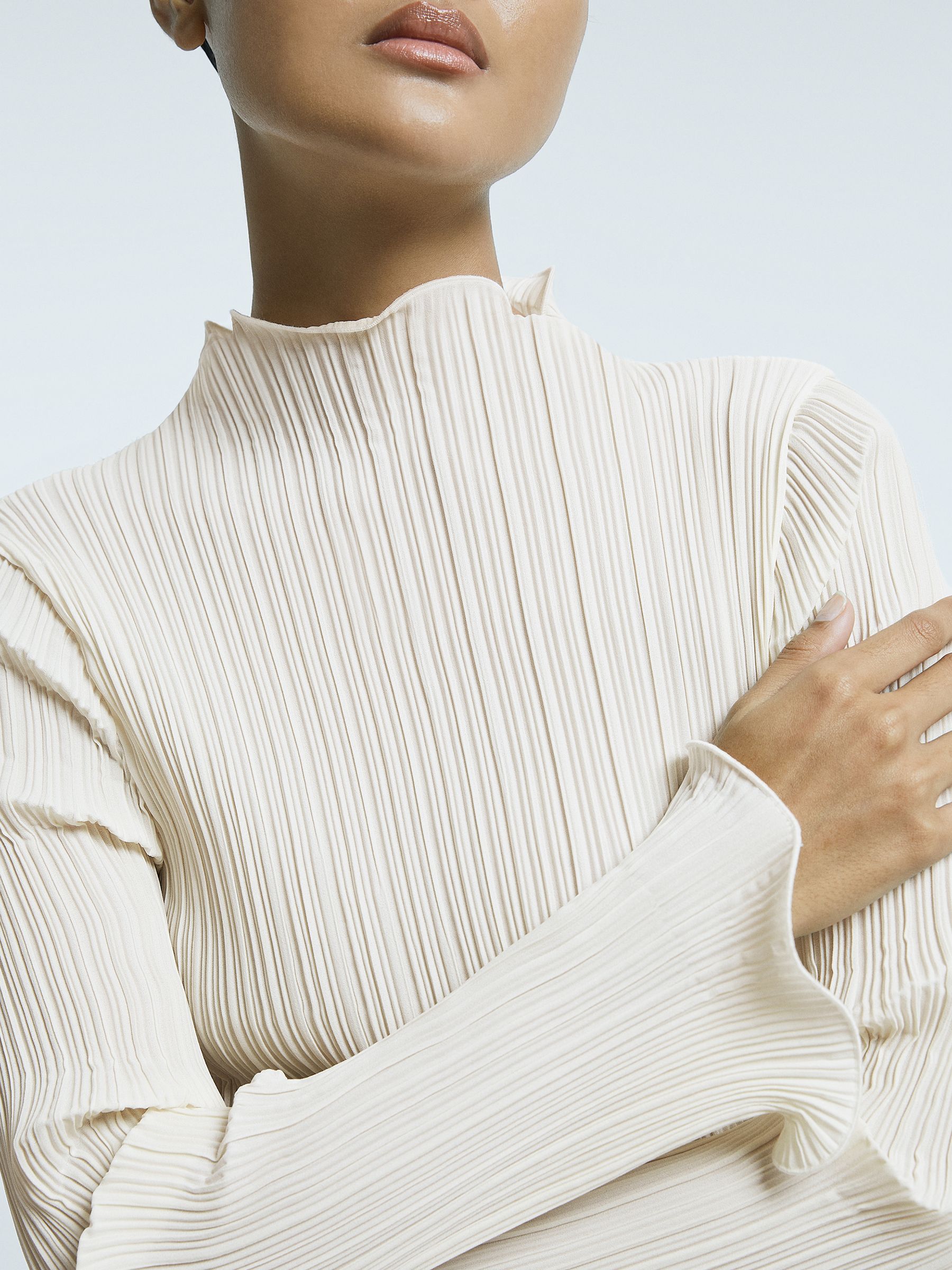 Fitted Ribbed Ruffle Neck Top in Cream - Image 3 of 6