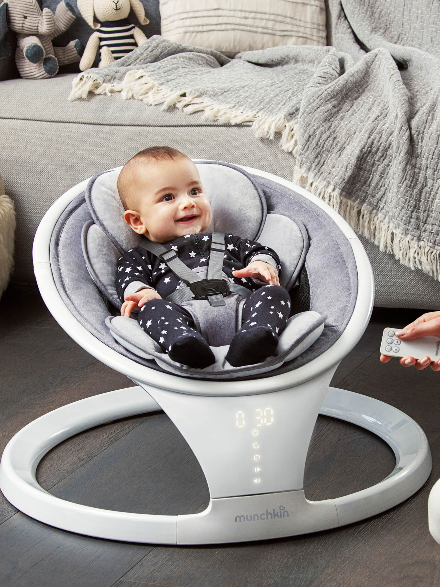 Munchkin Bluetooth Enabled Baby Swing - Image 4 of 9