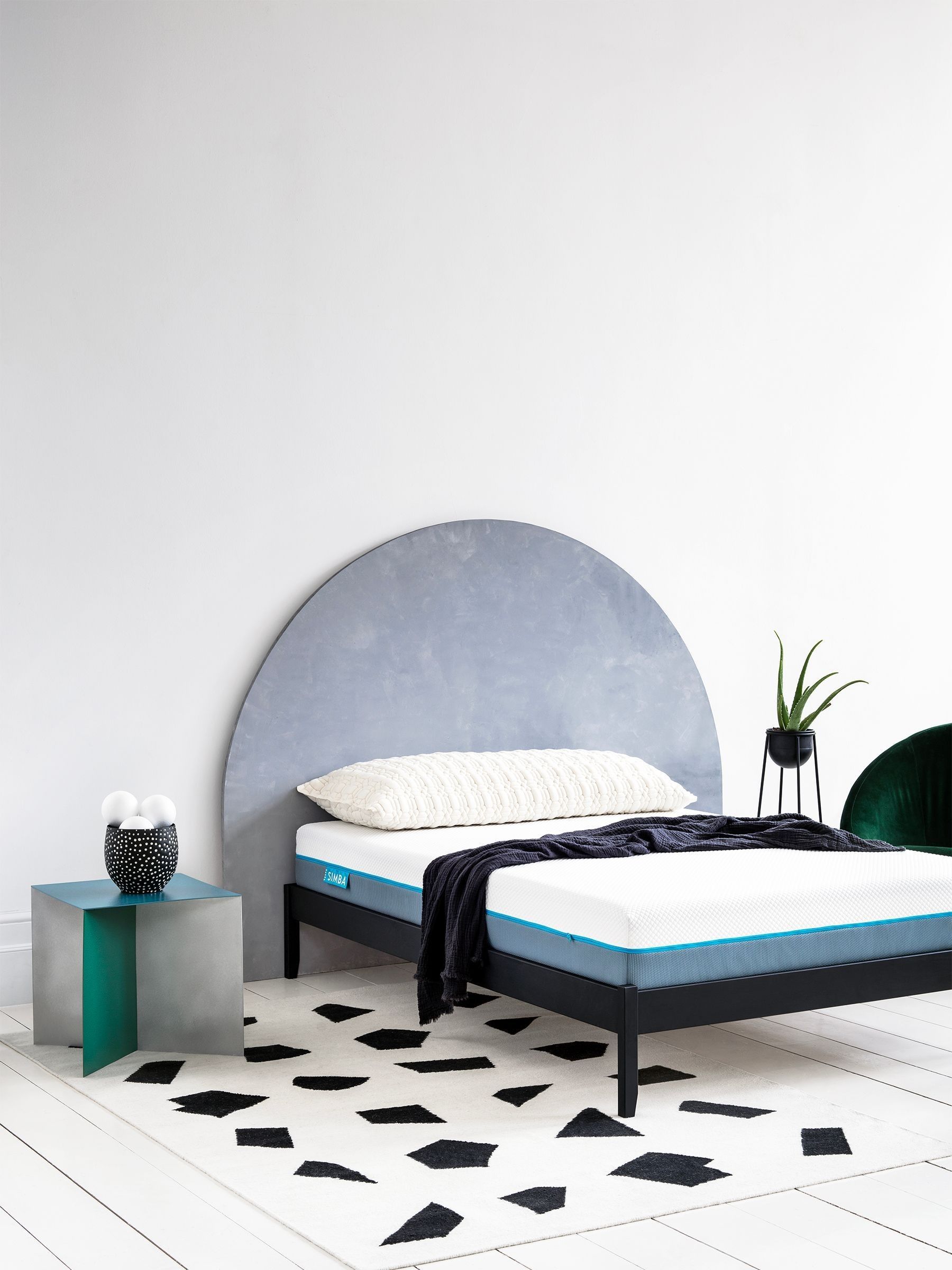Simba White Hybrid Luxe Mattress - Image 2 of 4