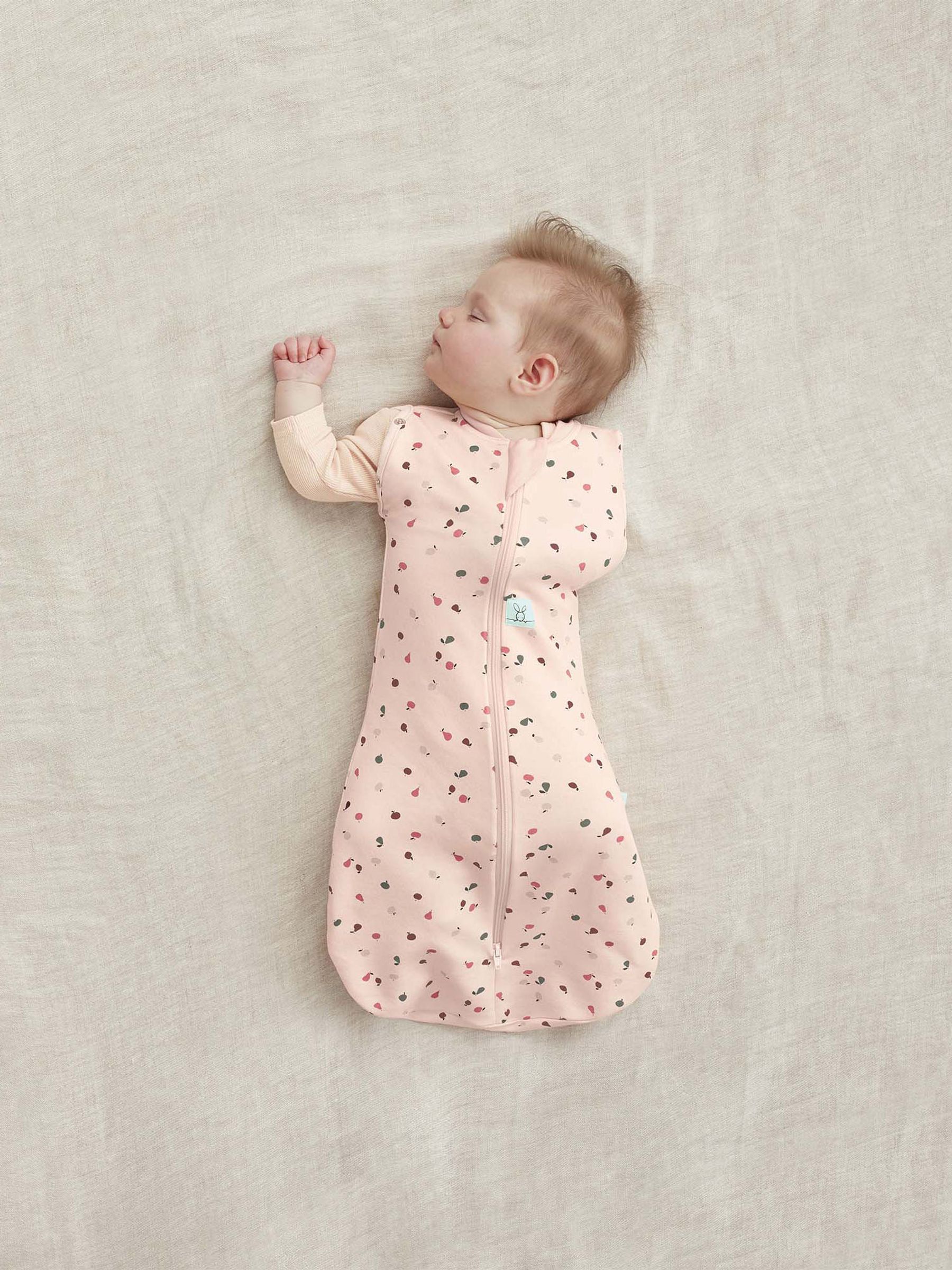 ergoPouch Cocoon Swaddle Bag - Cute Fruit 1.0 TOG 0-3 months - Image 3 of 4