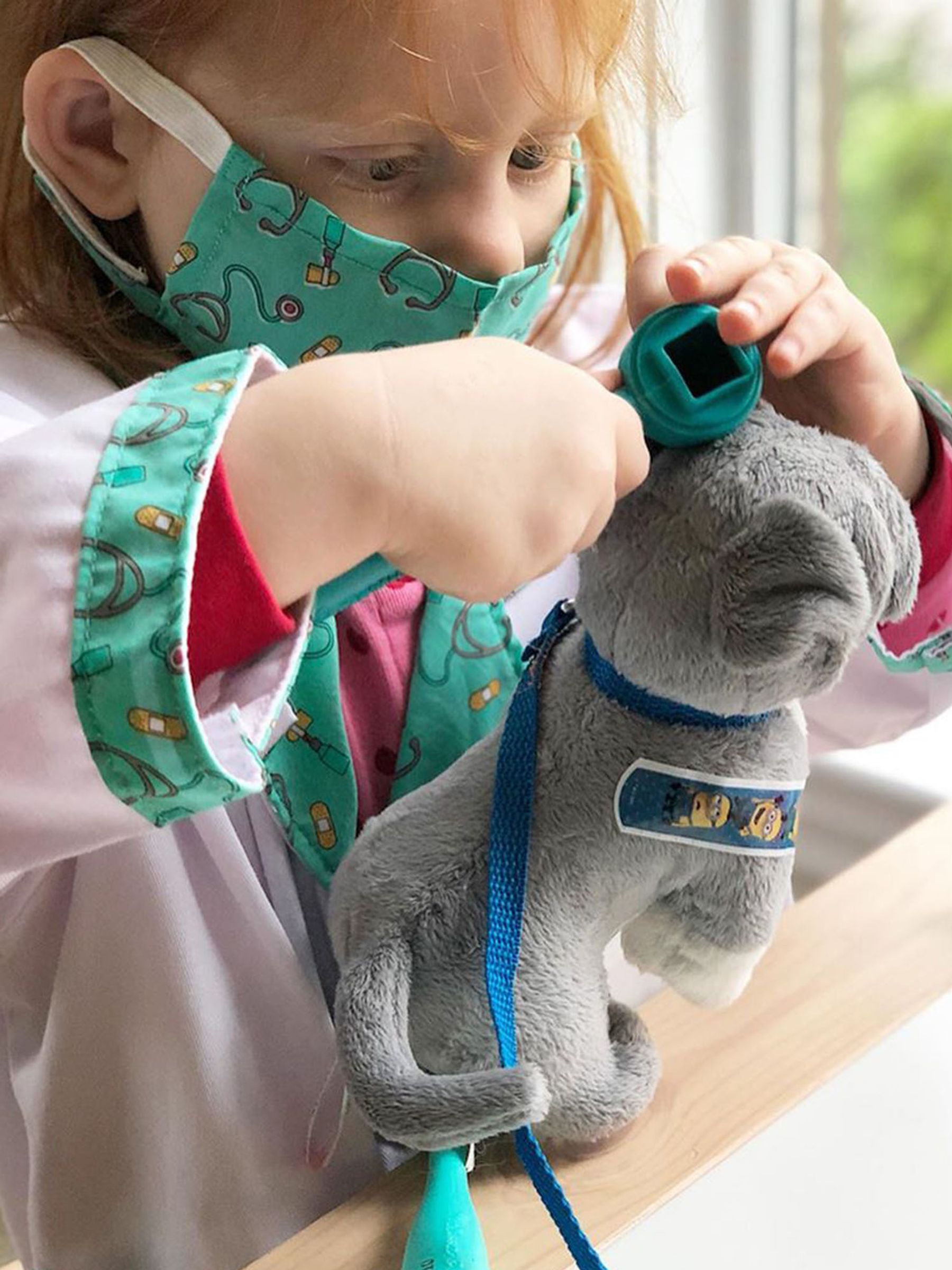 Melissa & Doug Doctor Role Play Set - Image 9 of 11
