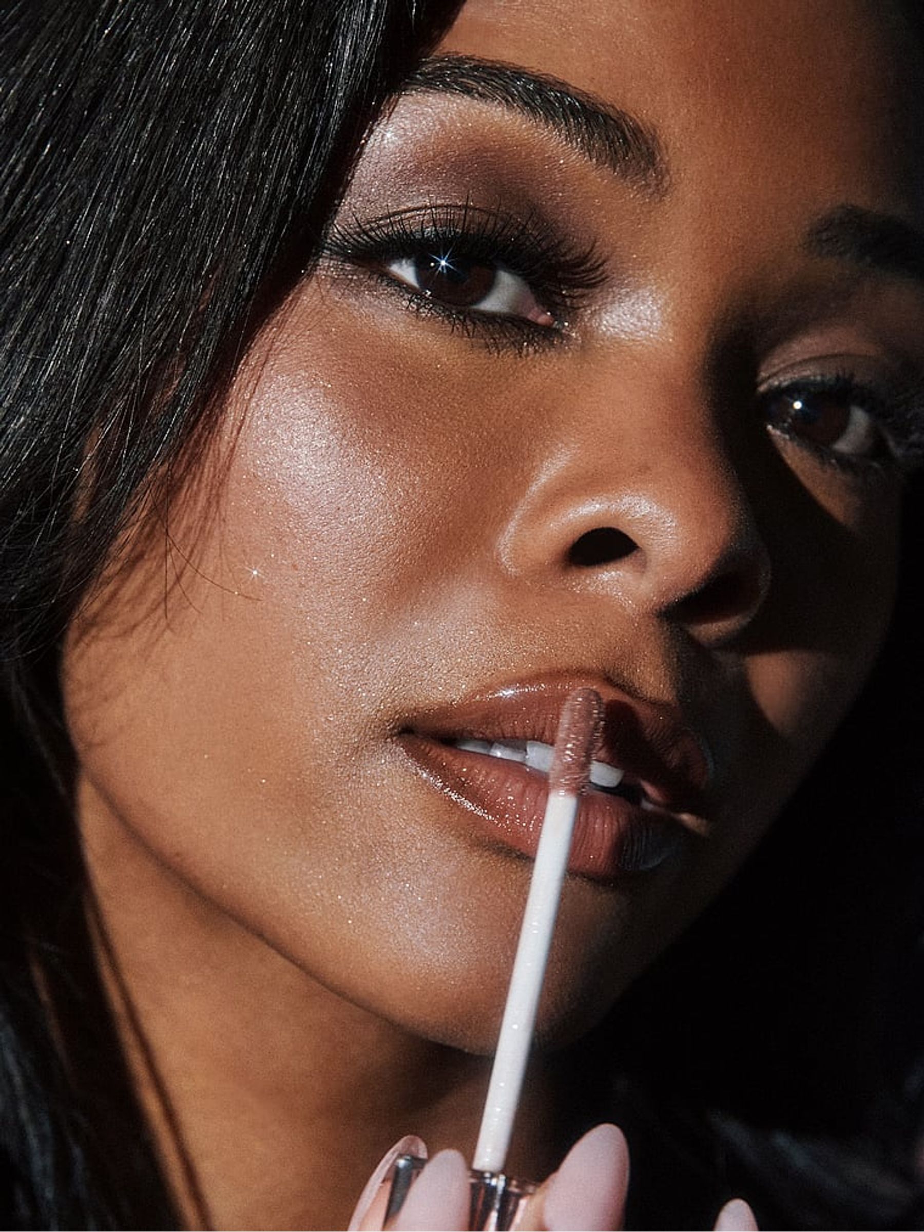 Bronze Siren Bombshell Shine Lip Drama Ultra-Shimmer Gloss - Image 2 of 3 Bronze Siren Bombshell Shine Lip Drama Ultra-Shimmer Gloss - Image 2 of 3