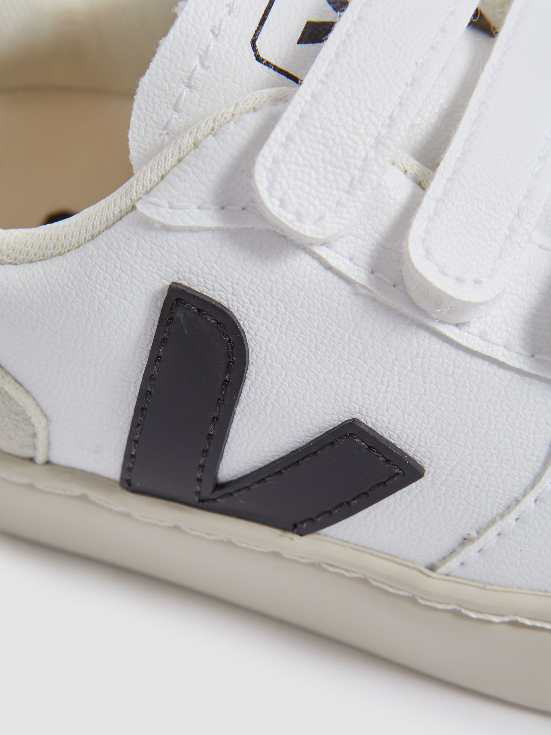 Veja Suede Velcro Trainers in White/Black - Image 2 of 4