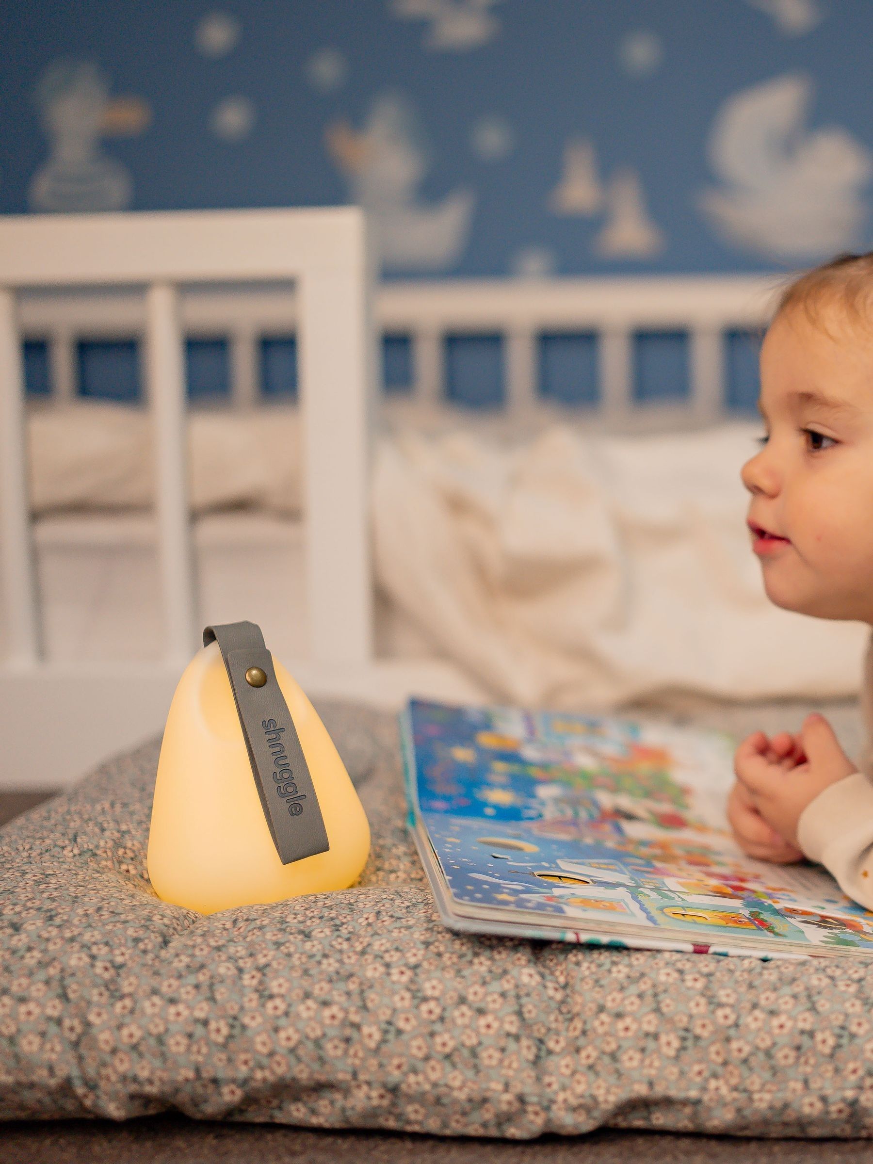 Shnuggle Moonlight Nightlight - Image 5 of 11