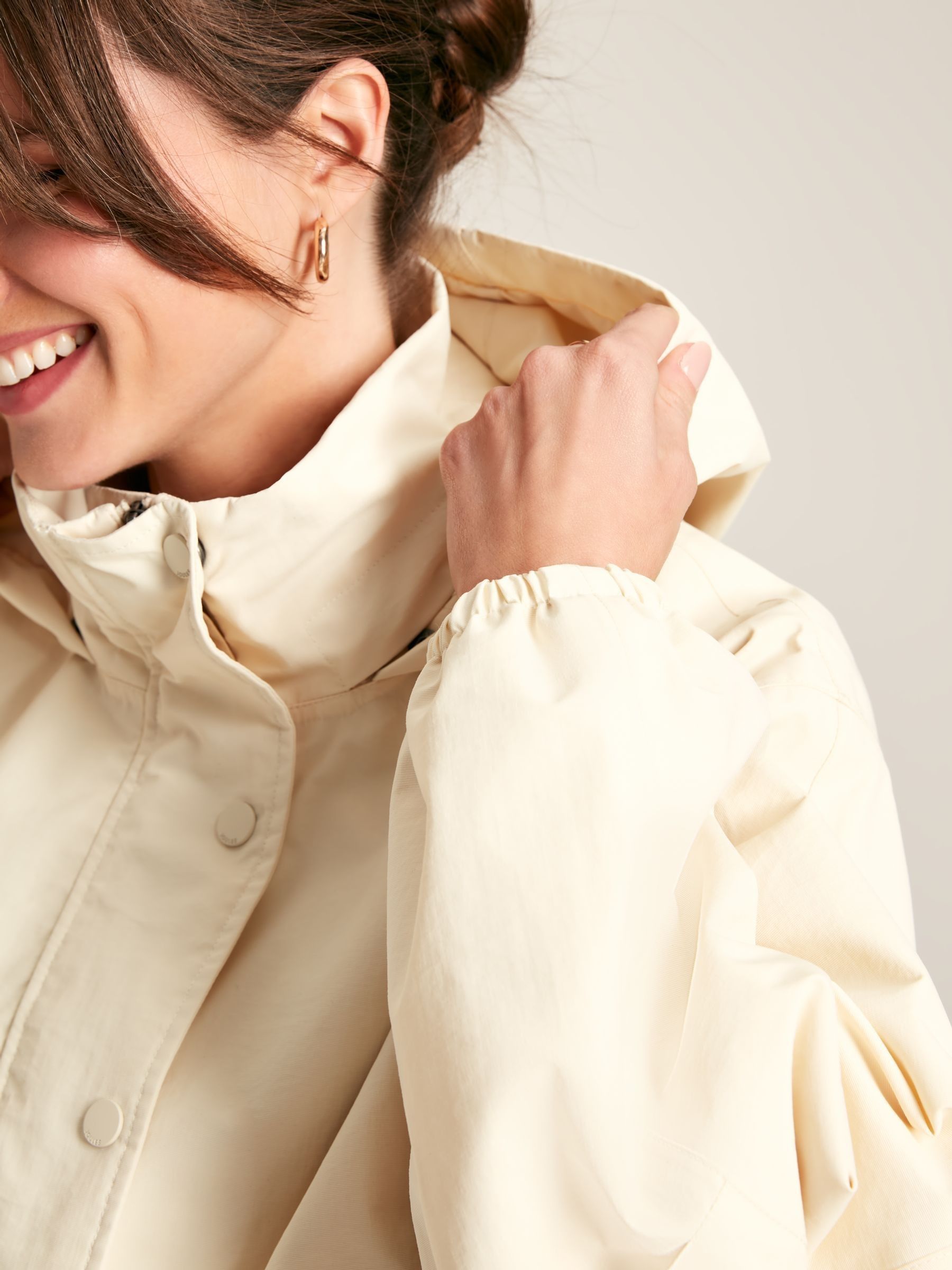 Hove Cream Waterproof Windbreaker Jacket - Image 7 of 9