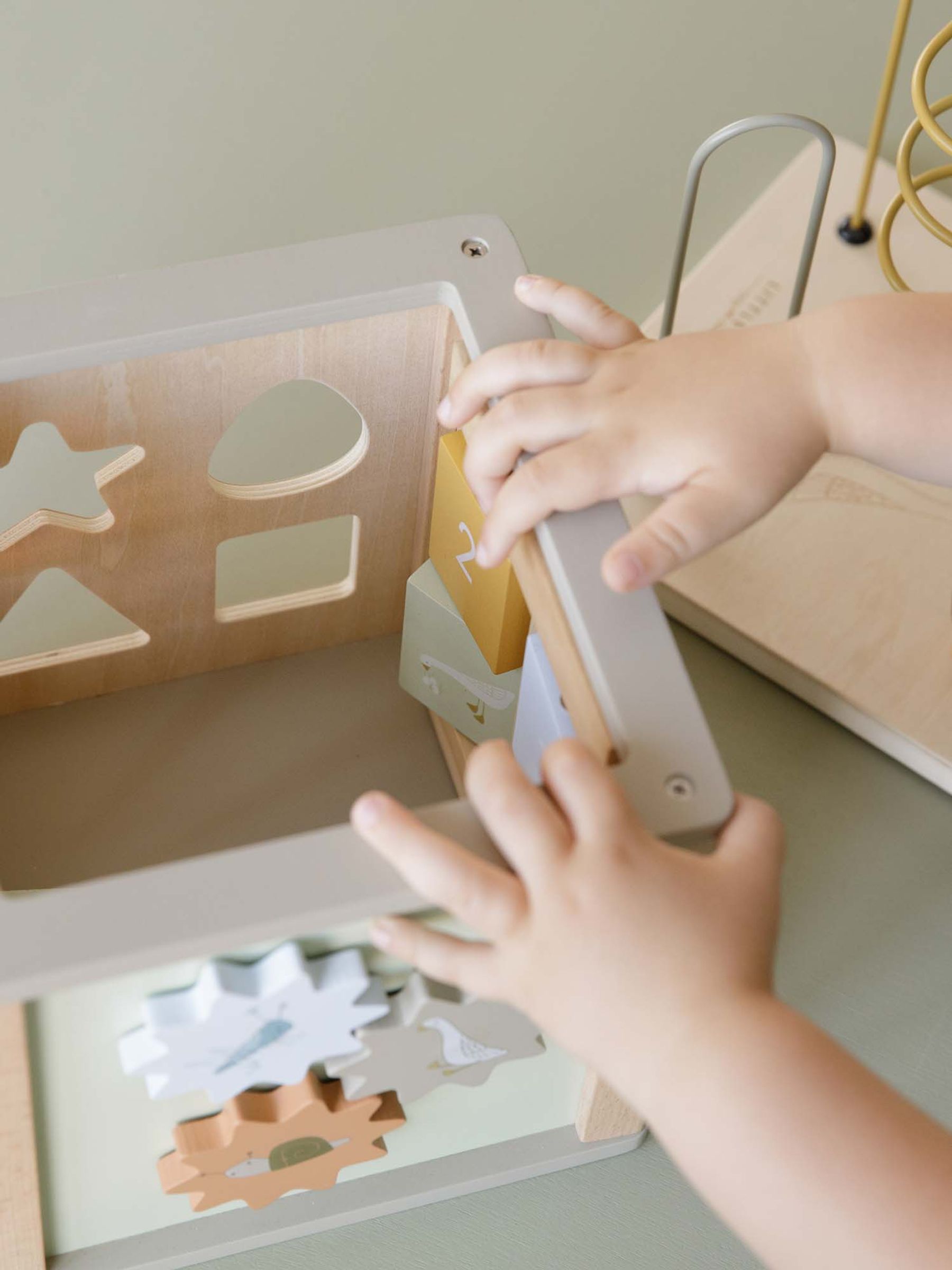 Little Dutch Little Goose Activity Cube - Image 12 of 12