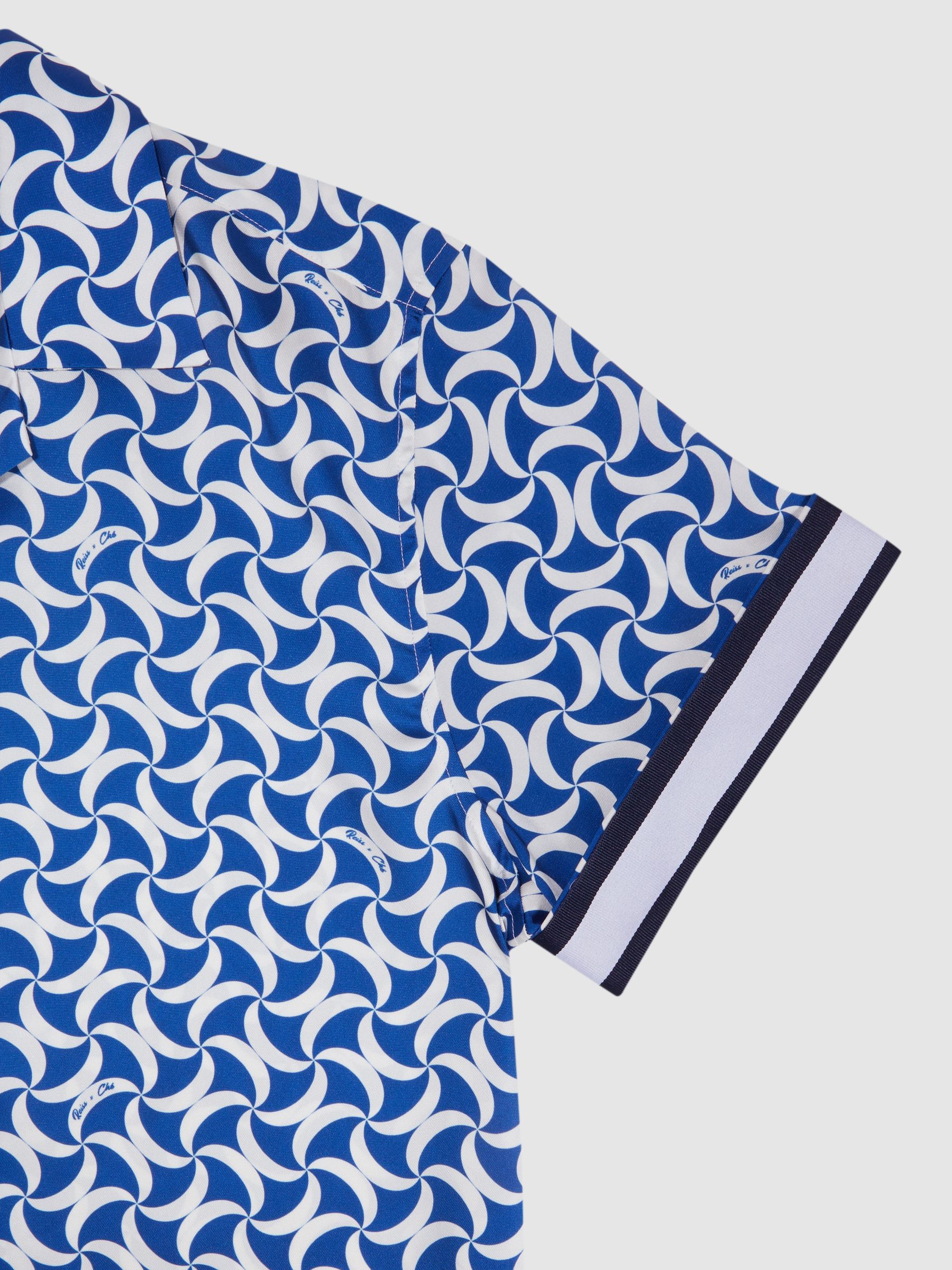 Reiss Ché Printed Cuban Collar Button-Through Shirt in Bright Blue/White - Image 6 of 6