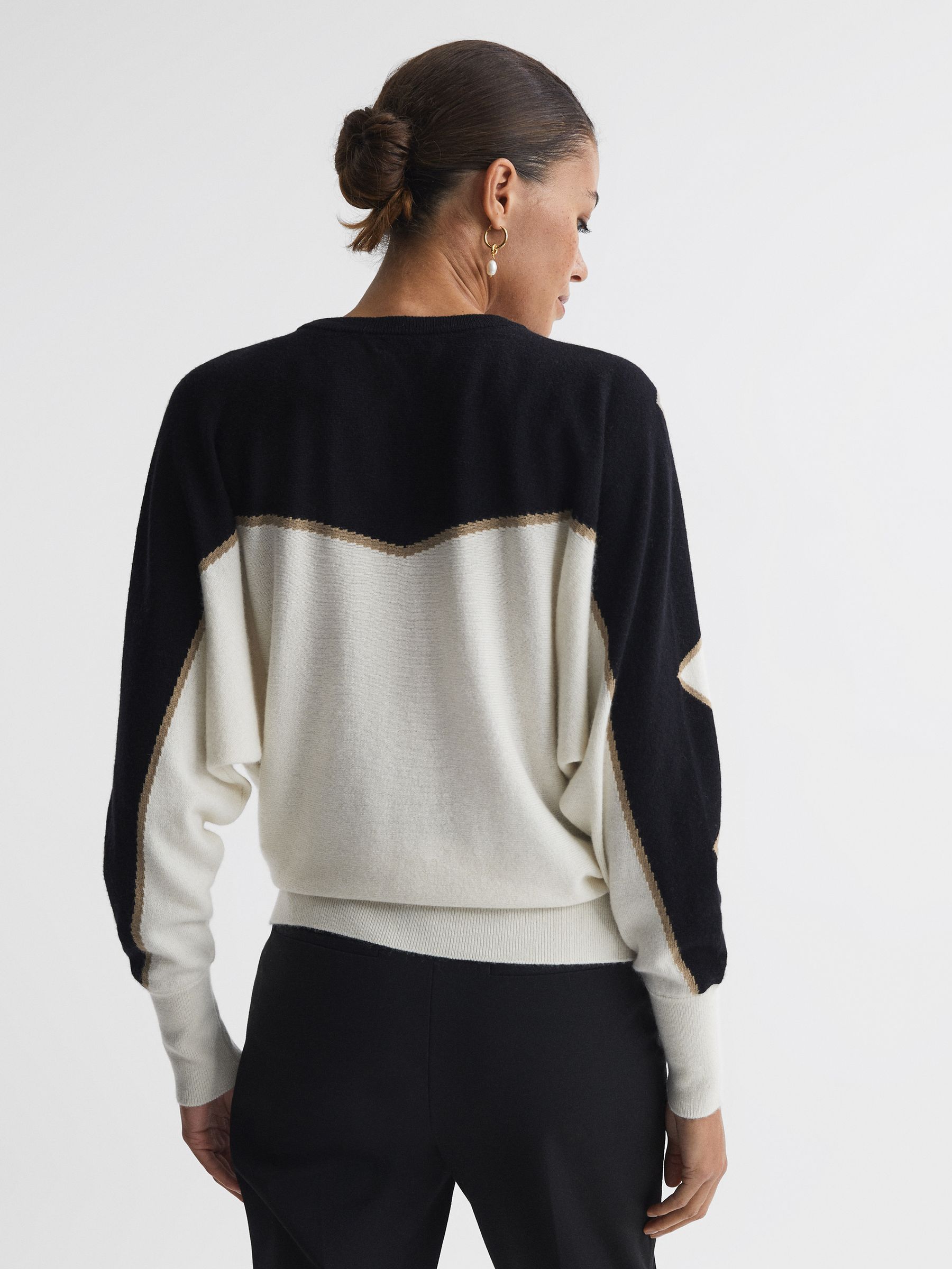Cashmere-Wool Blend Crew Neck Jumper in Black/Ivory - Image 5 of 5