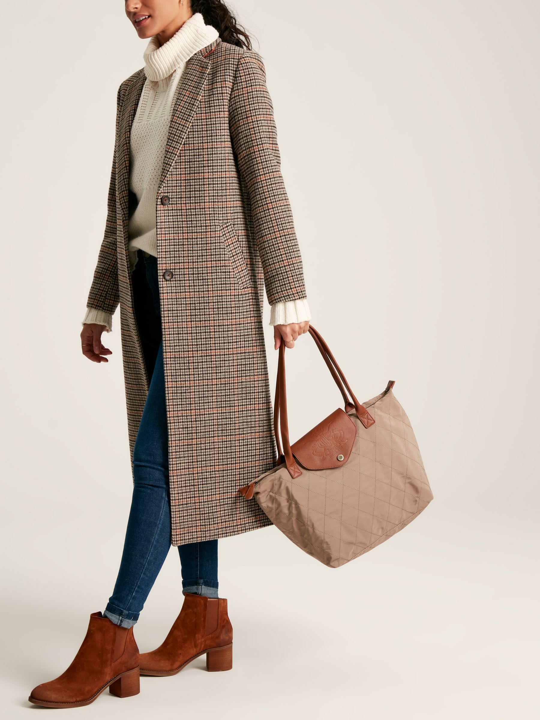 Edie Brown Quilted Tote Bag - Image 2 of 9