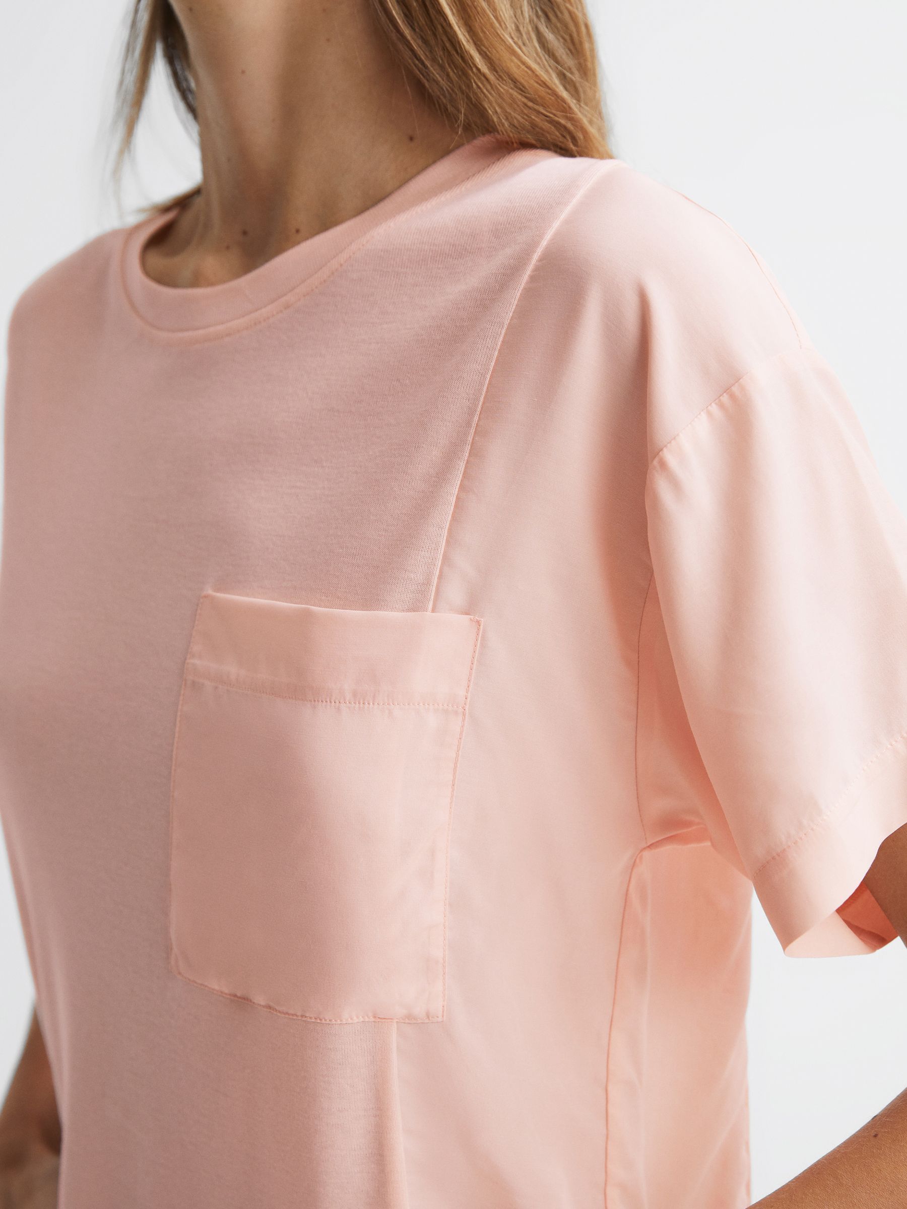 Cotton Blend Crew Neck T-Shirt in Pink - Image 4 of 4