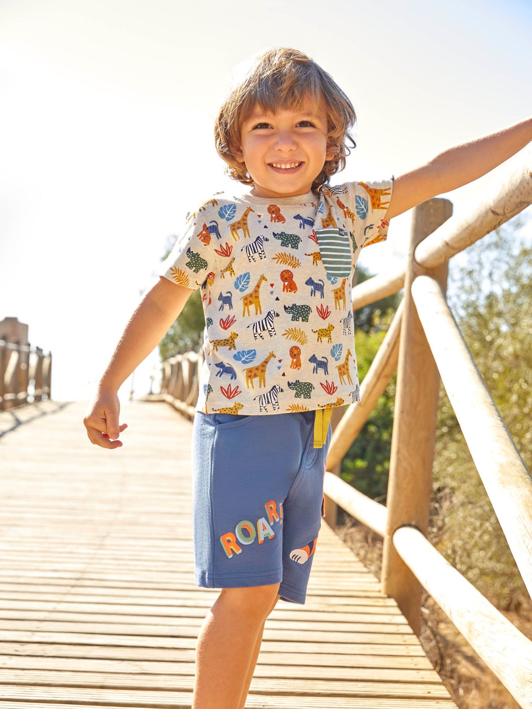 Natural Safari Print Pocket T-Shirt - Image 3 of 4