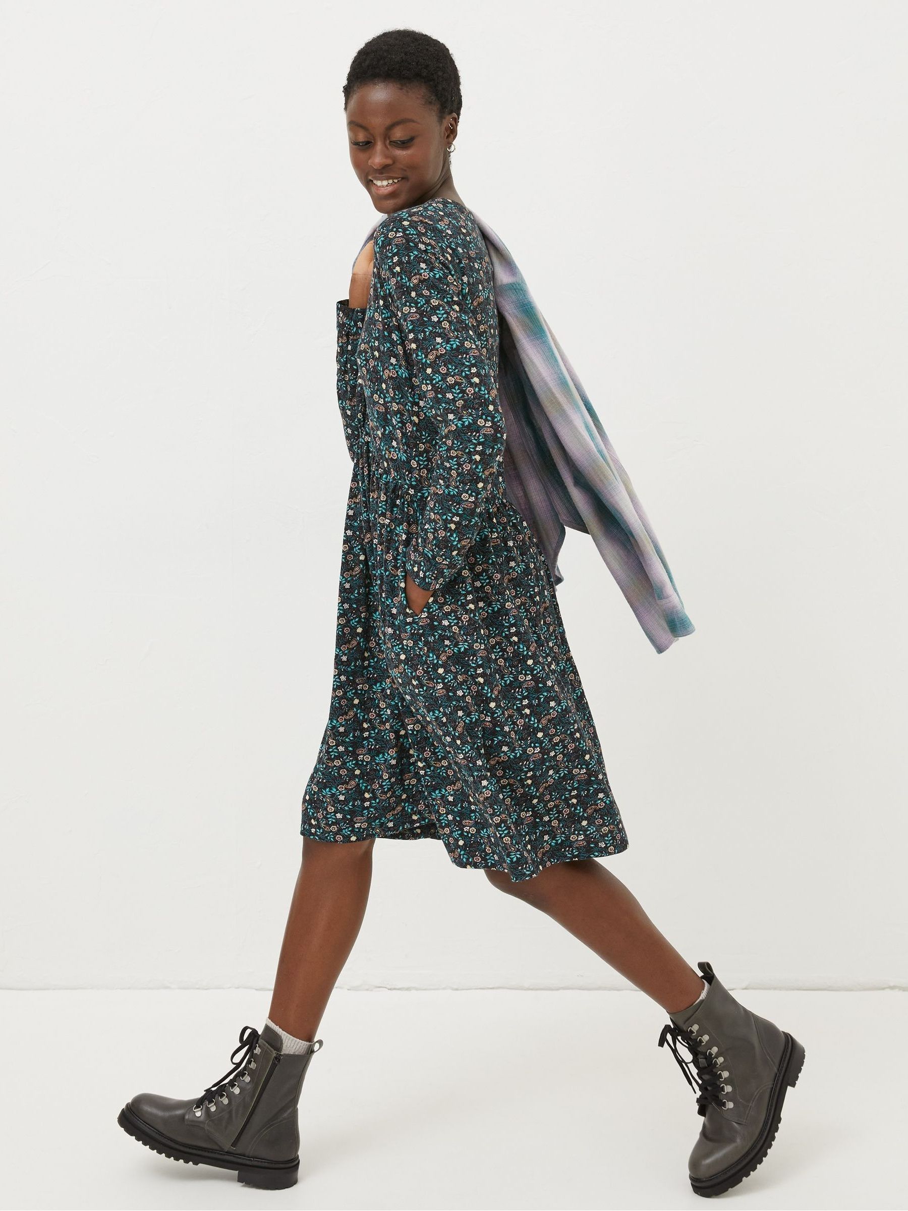 Black Elsie Evergreen Jersey Dress - Image 3 of 5