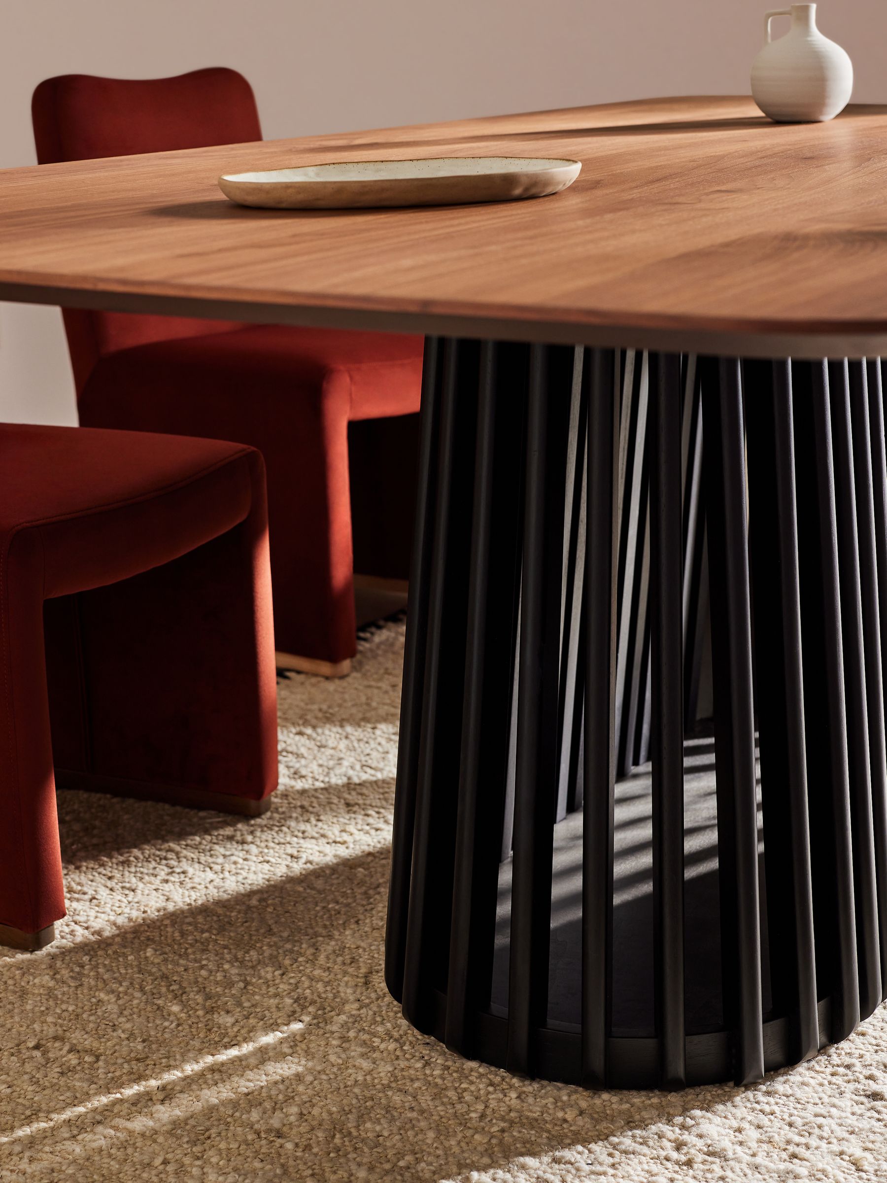 Zaragoza 8 Seat Dining Table in Walnut - Image 4 of 6