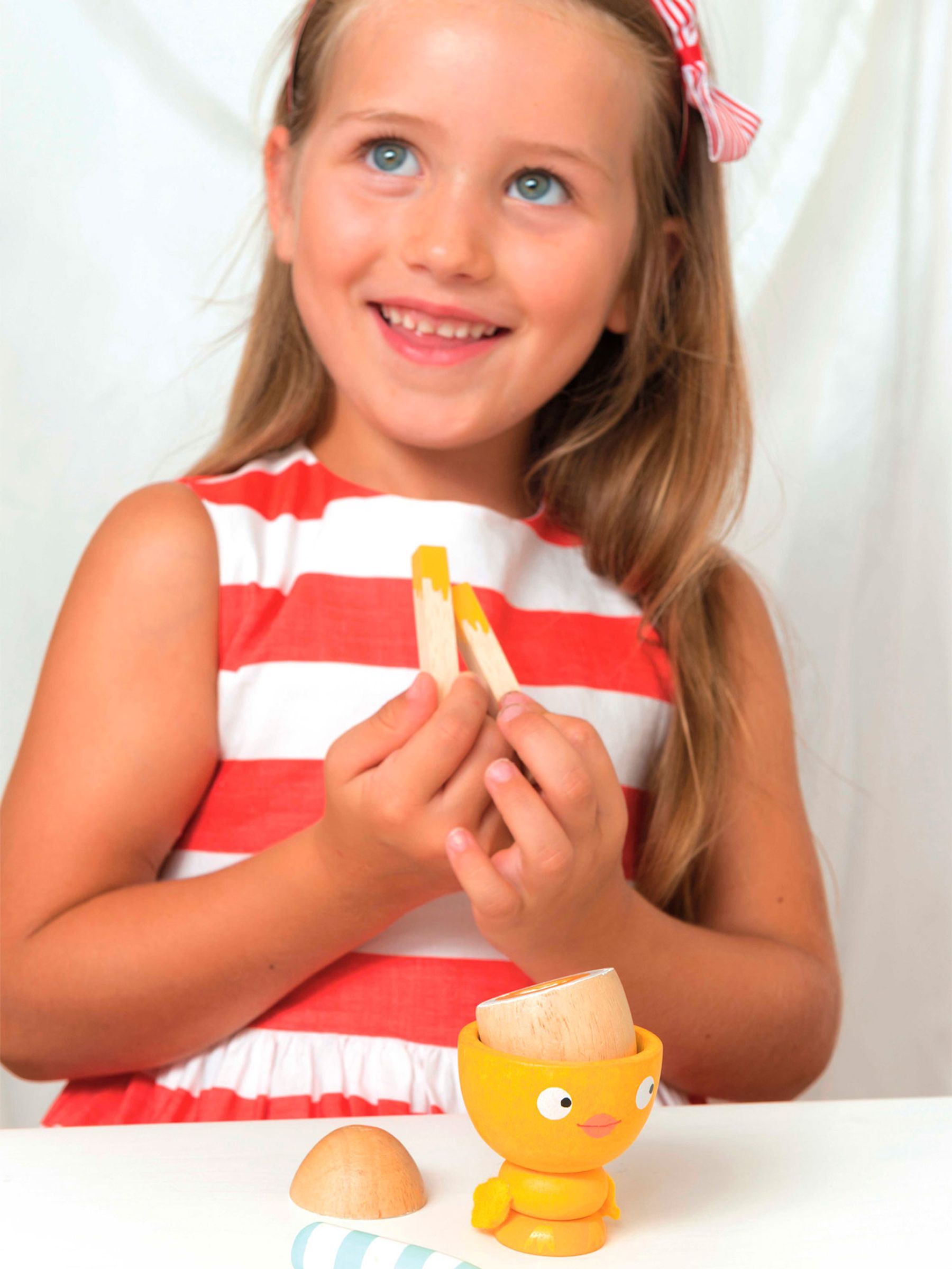 Le Toy Van Egg Cup Set Chicky Chick - Image 5 of 5