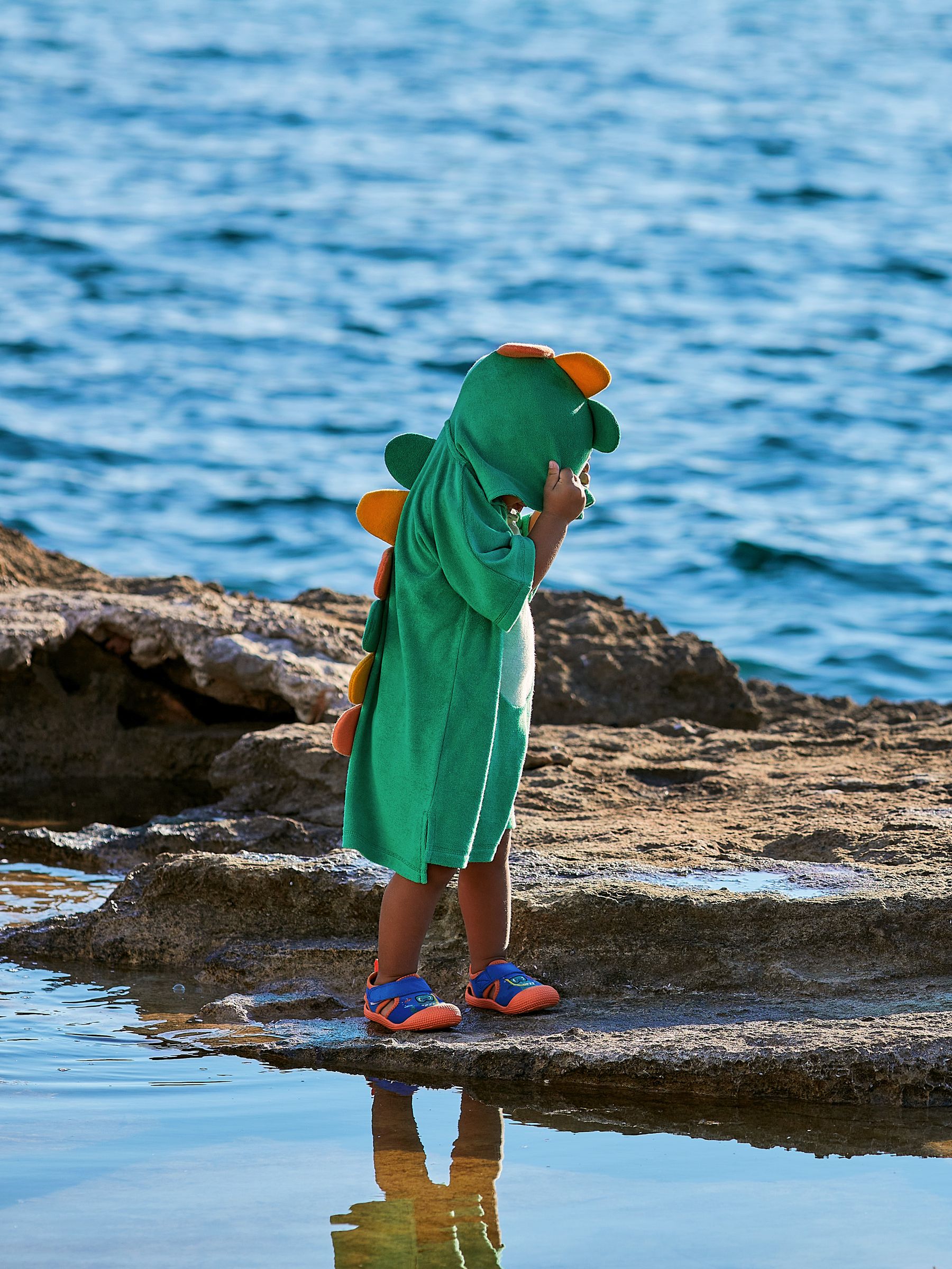 Dinosaur Towelling Hooded Poncho - Image 2 of 6