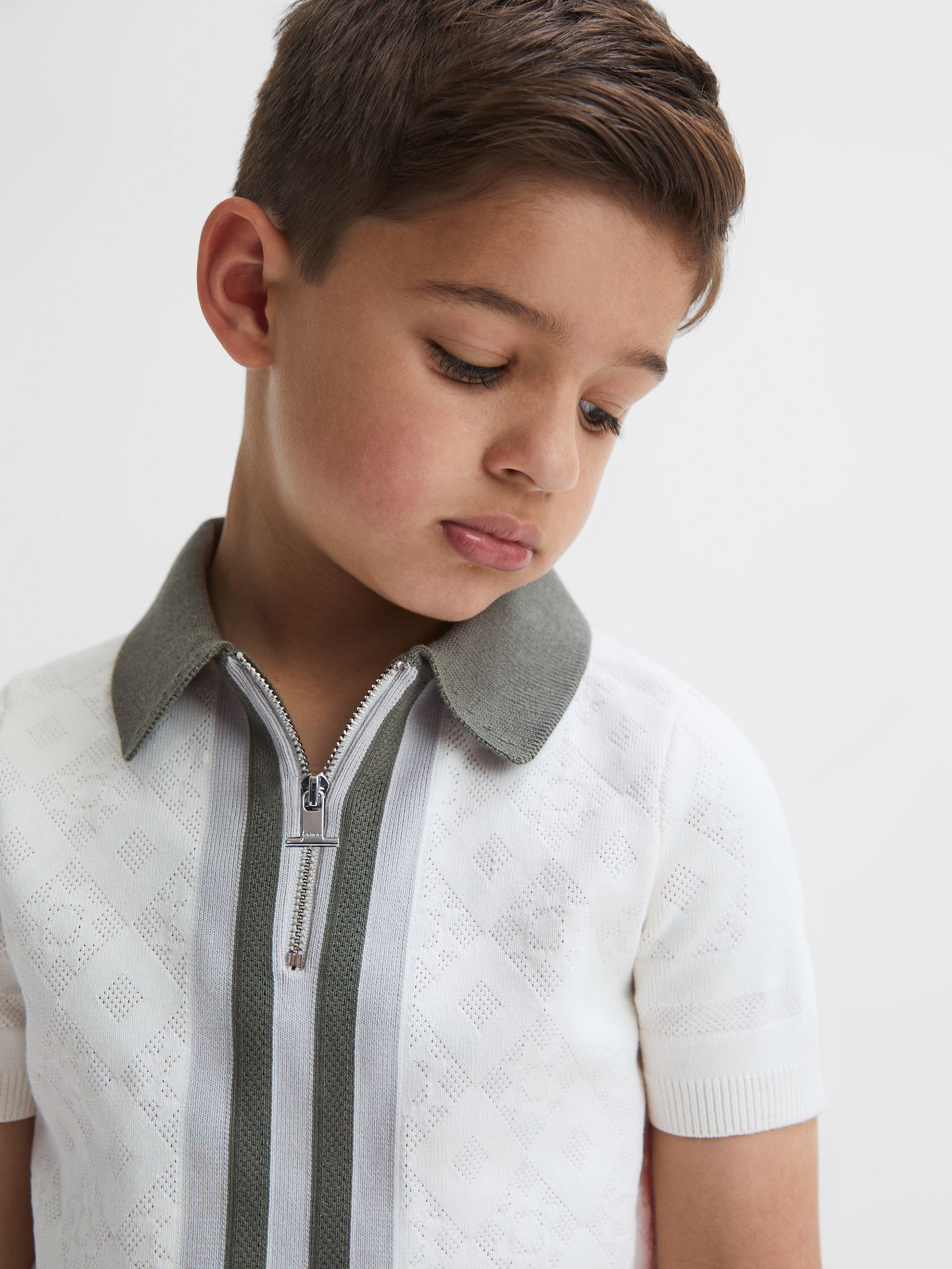 Junior Cotton Knitted Half-Zip Polo T-Shirt in Ecru/Green - Image 4 of 6