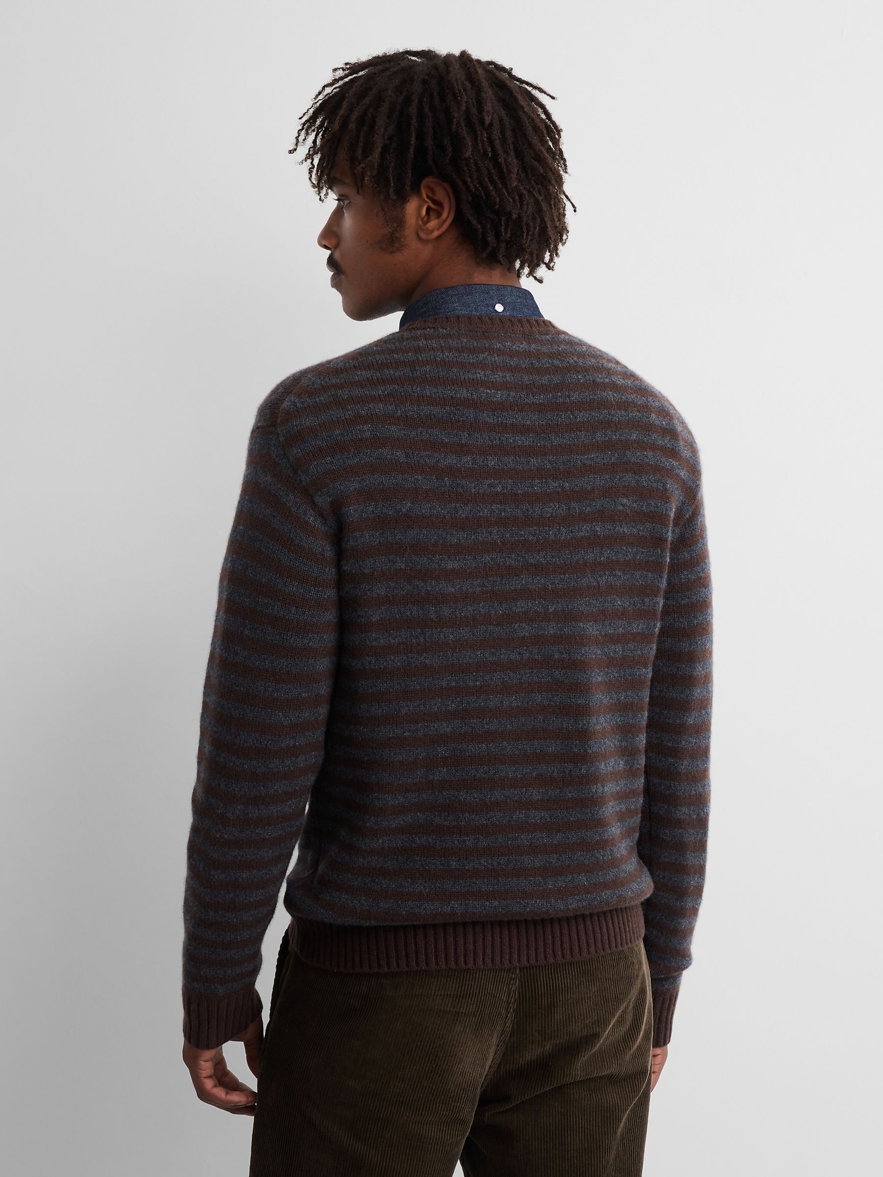 Gap x A.P.C. Brown Stripe Cashmere Jumper - Image 2 of 7 Gap x A.P.C. Brown Stripe Cashmere Jumper - Image 2 of 7