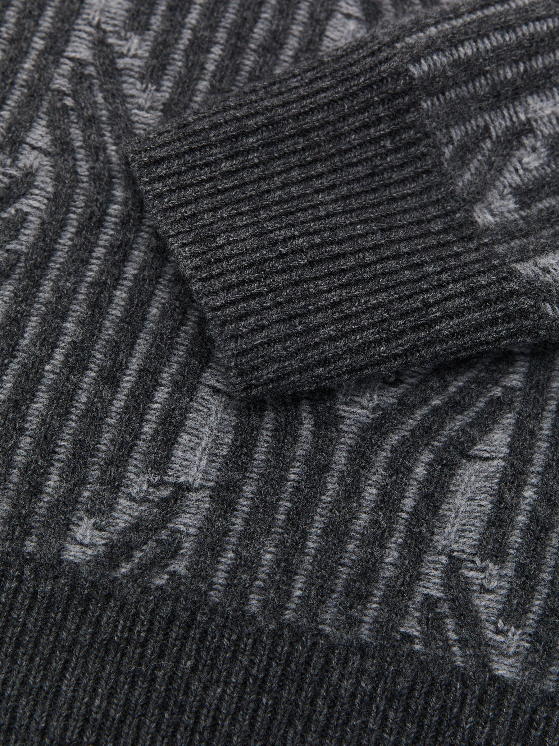 Wool-Cashmere Jacquard-Knit Jumper in Grey - Image 7 of 7