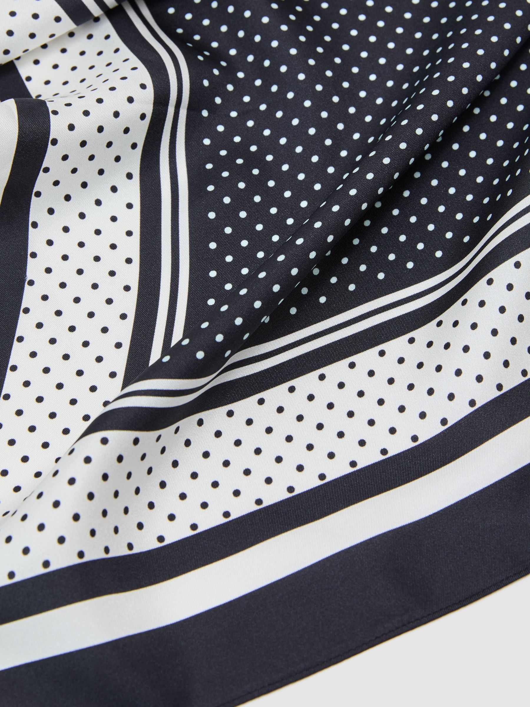 Silk Polka-Dot Square Scarf in Navy - Billede 6 af 6