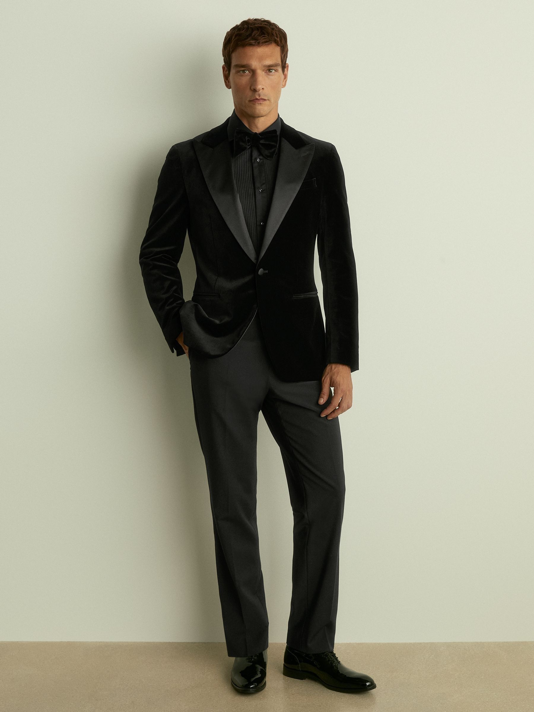 Slim Fit Slim Fit Cotton Marcella Tuxedo Shirt in Black - Image 3 of 7