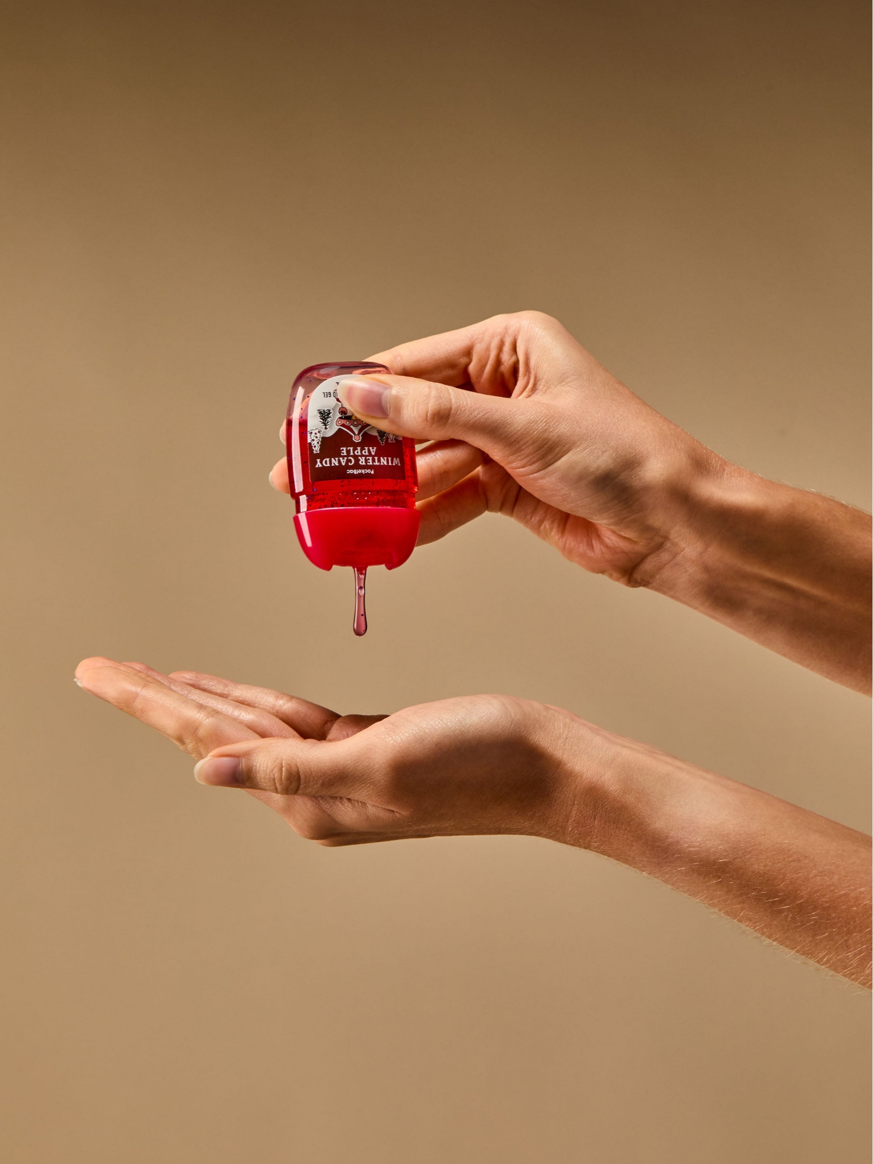 Winter Candy Apple Pocketbac Cleansing Hand Gel 29ml - Image 2 of 3