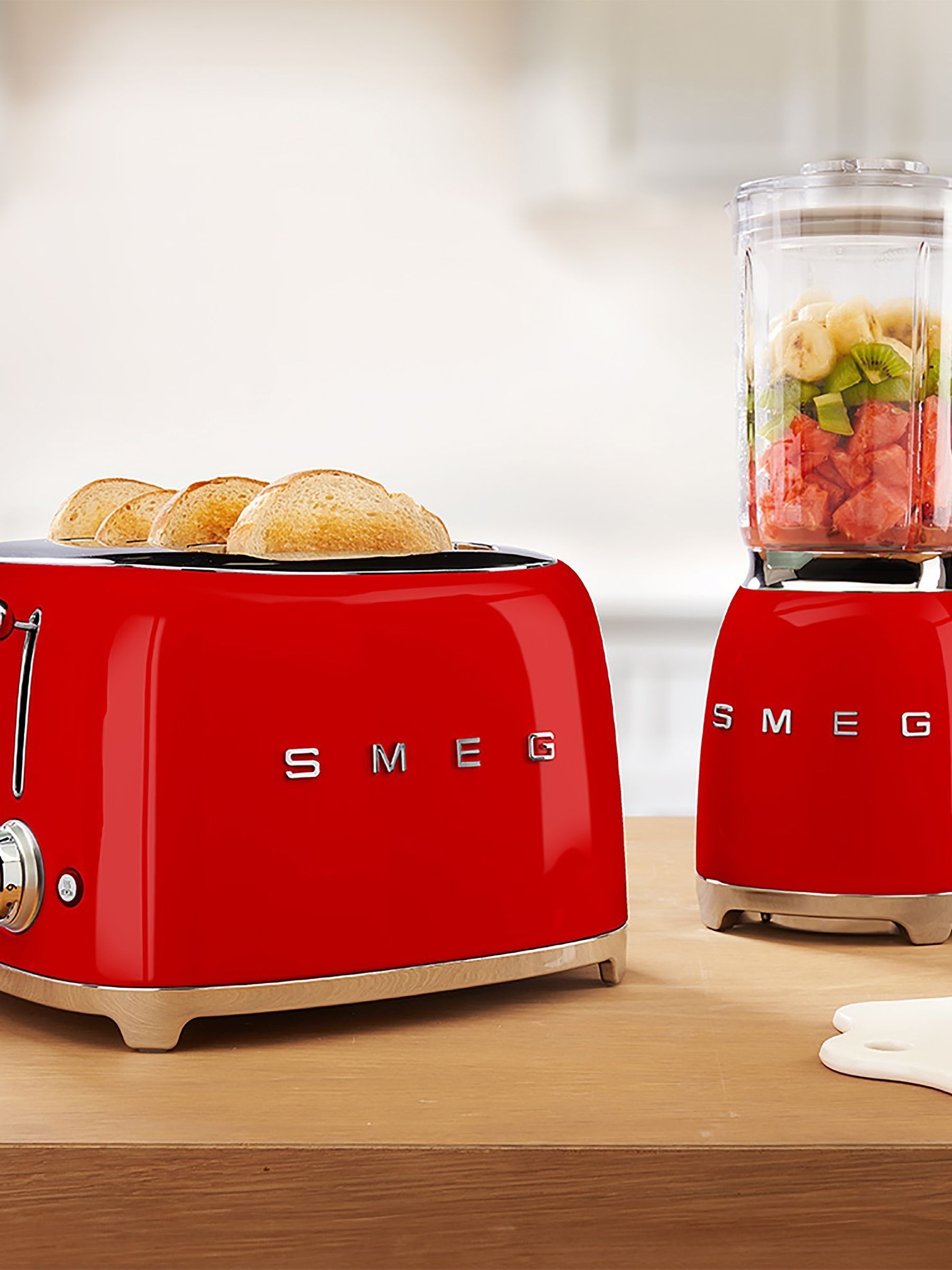 Smeg Red 4 Slice Toaster - Image 3 of 7