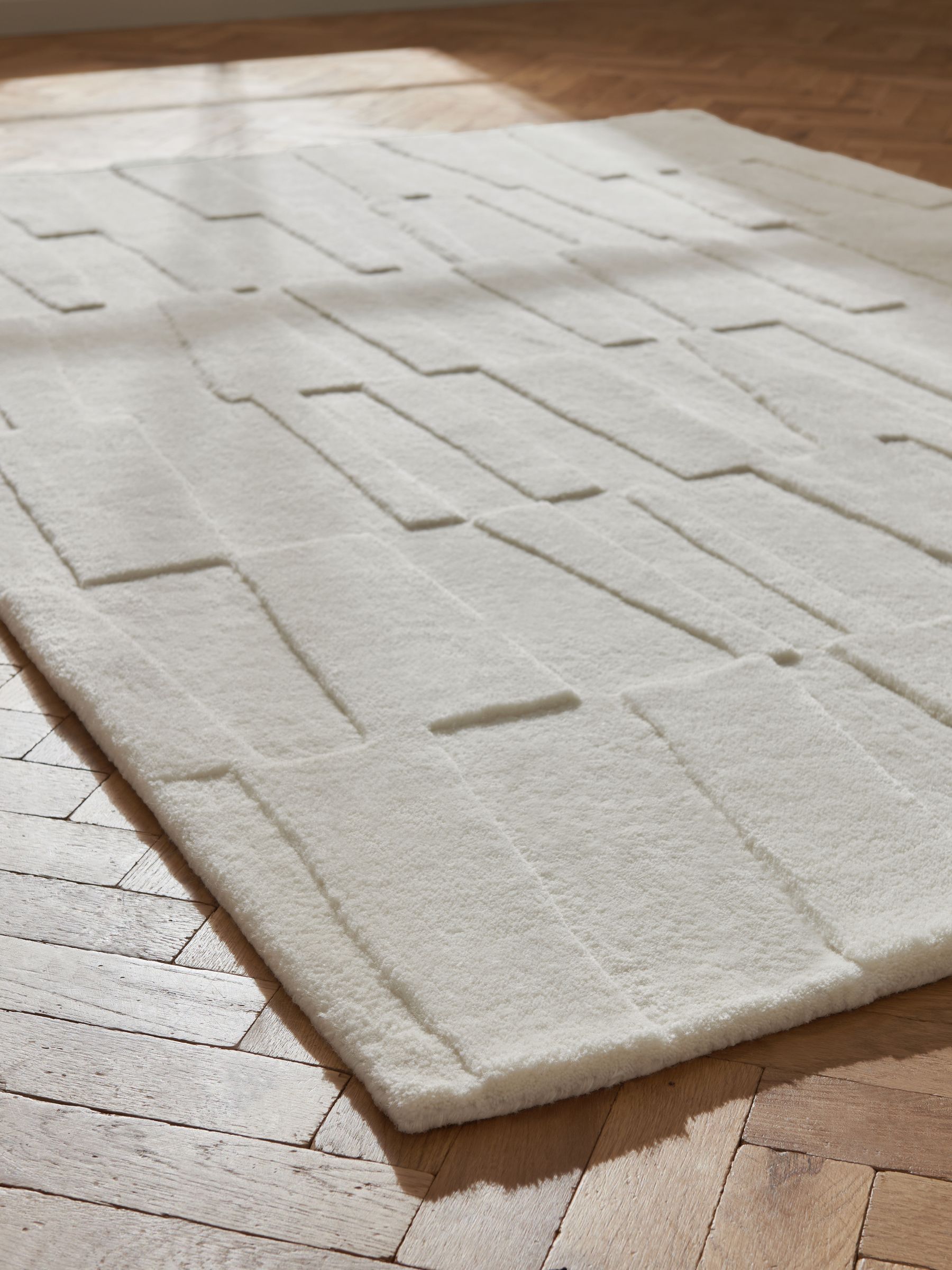 Jasper Conran London Natural Papercut Carve Pile Wool Rug - Image 2 of 3