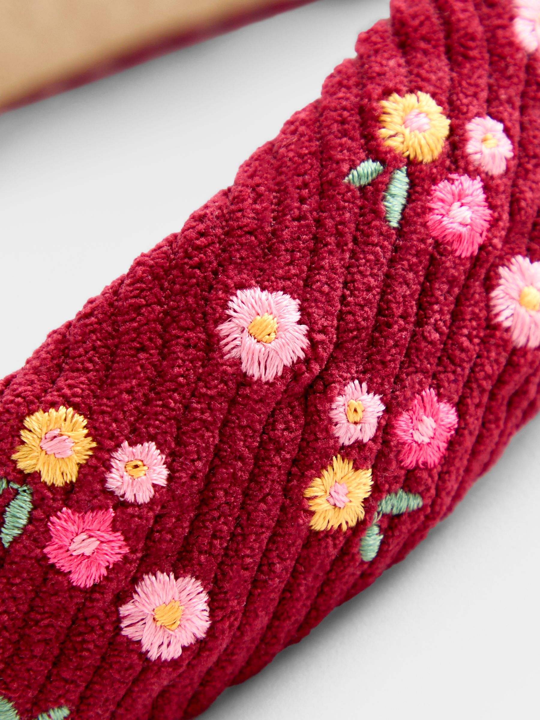 Red Floral Embroidered Headband - Image 4 of 4