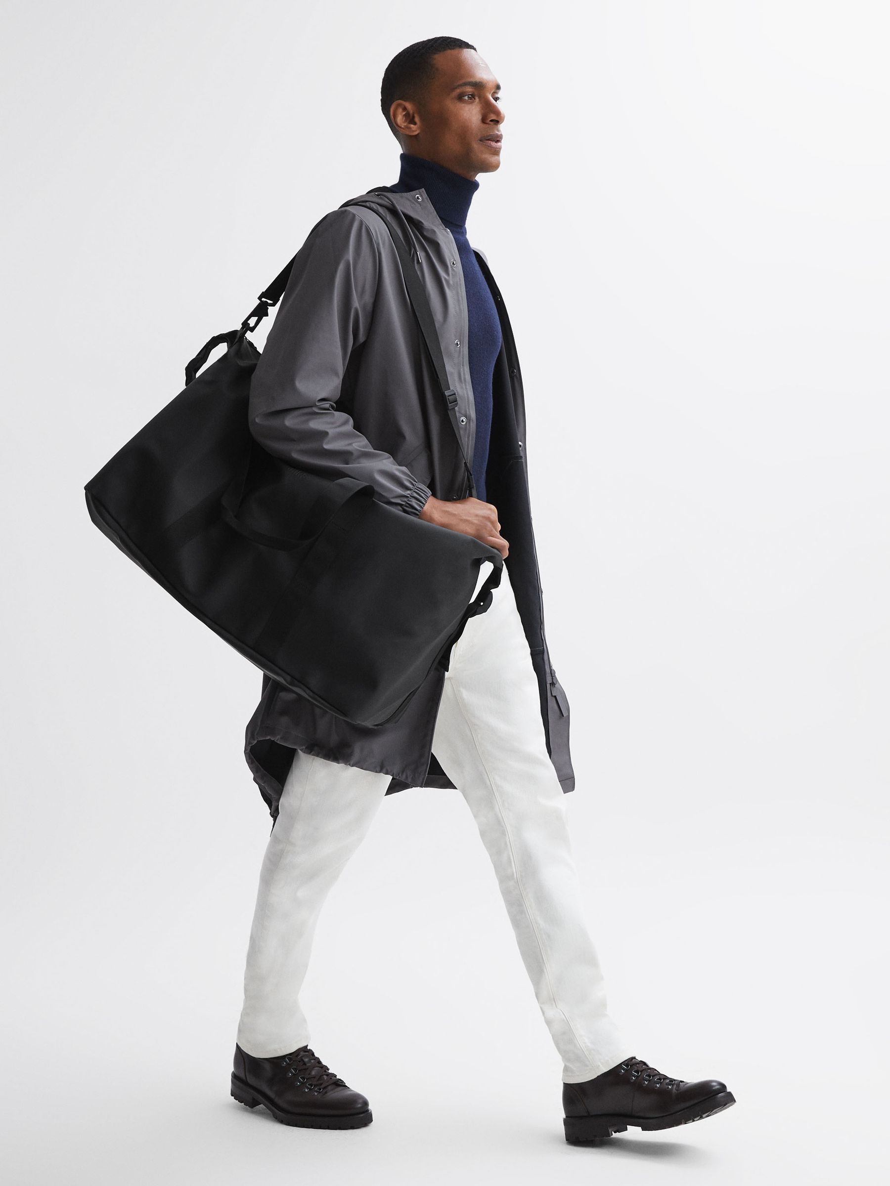 Rains Large Weekend Bag in Black - Image 2 of 5