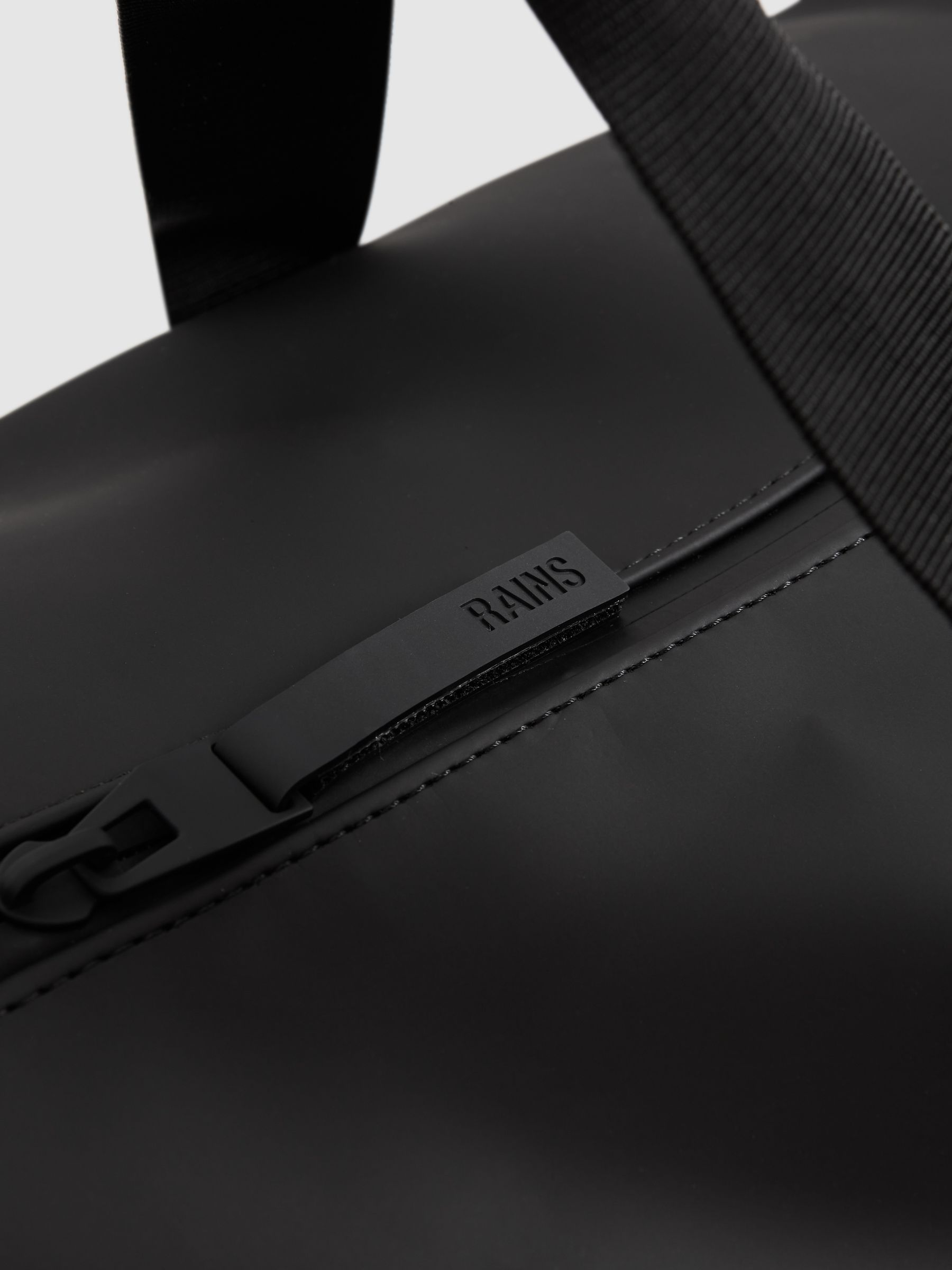 Rains Large Weekend Bag in Black - Image 5 of 5