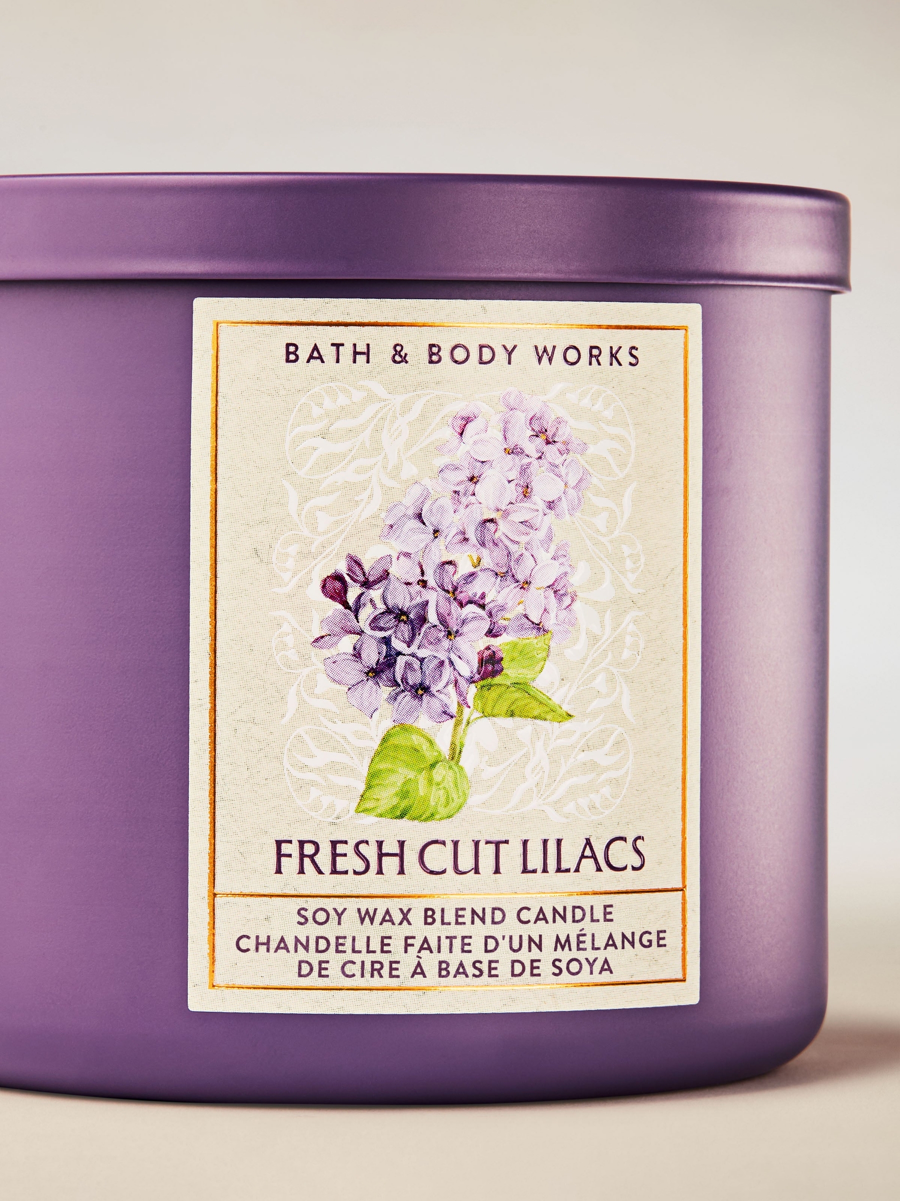 Fresh Cut Lilacs 3-Wick Candle 411g - Image 2 of 3