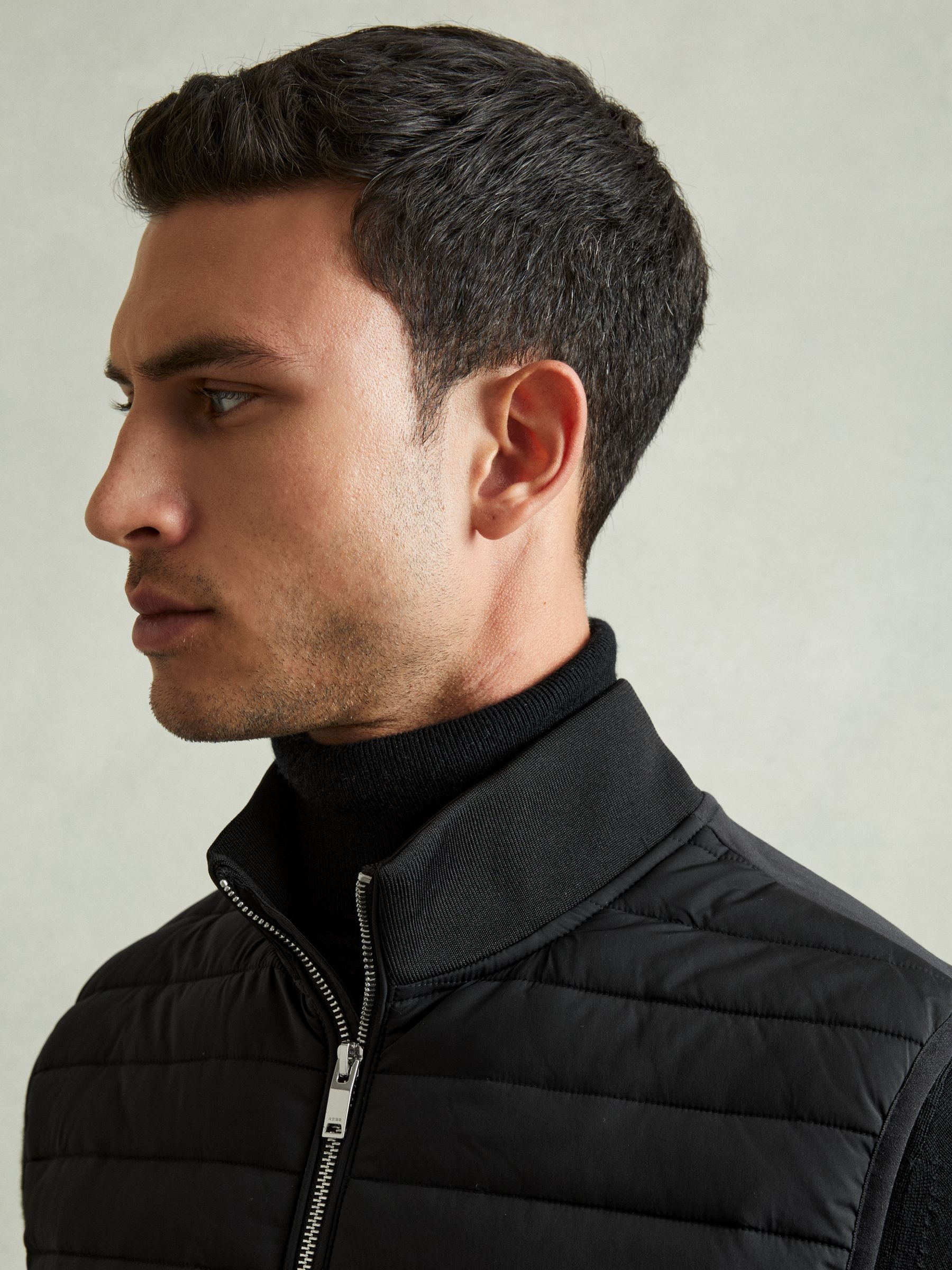 Hybrid Quilt and Knit Zip-Through Gilet in Black - Image 4 of 7