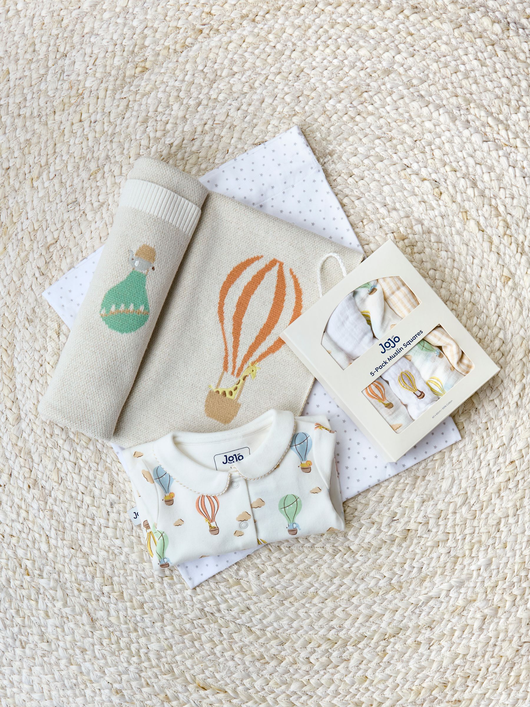 New Baby Gift Set (0-3 months) - Image 3 of 4
