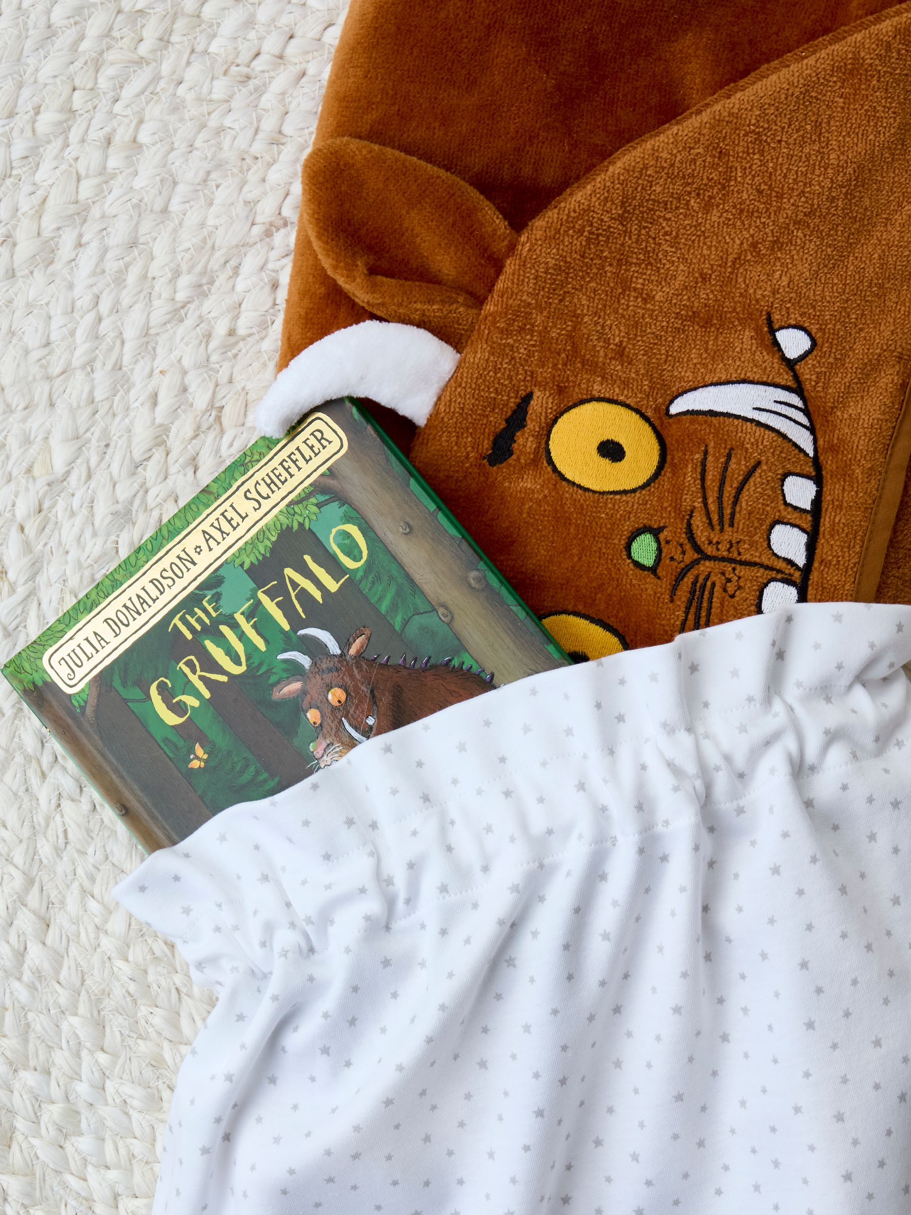 The Gruffalo Book & Bathtime Gift Set - Image 2 of 4
