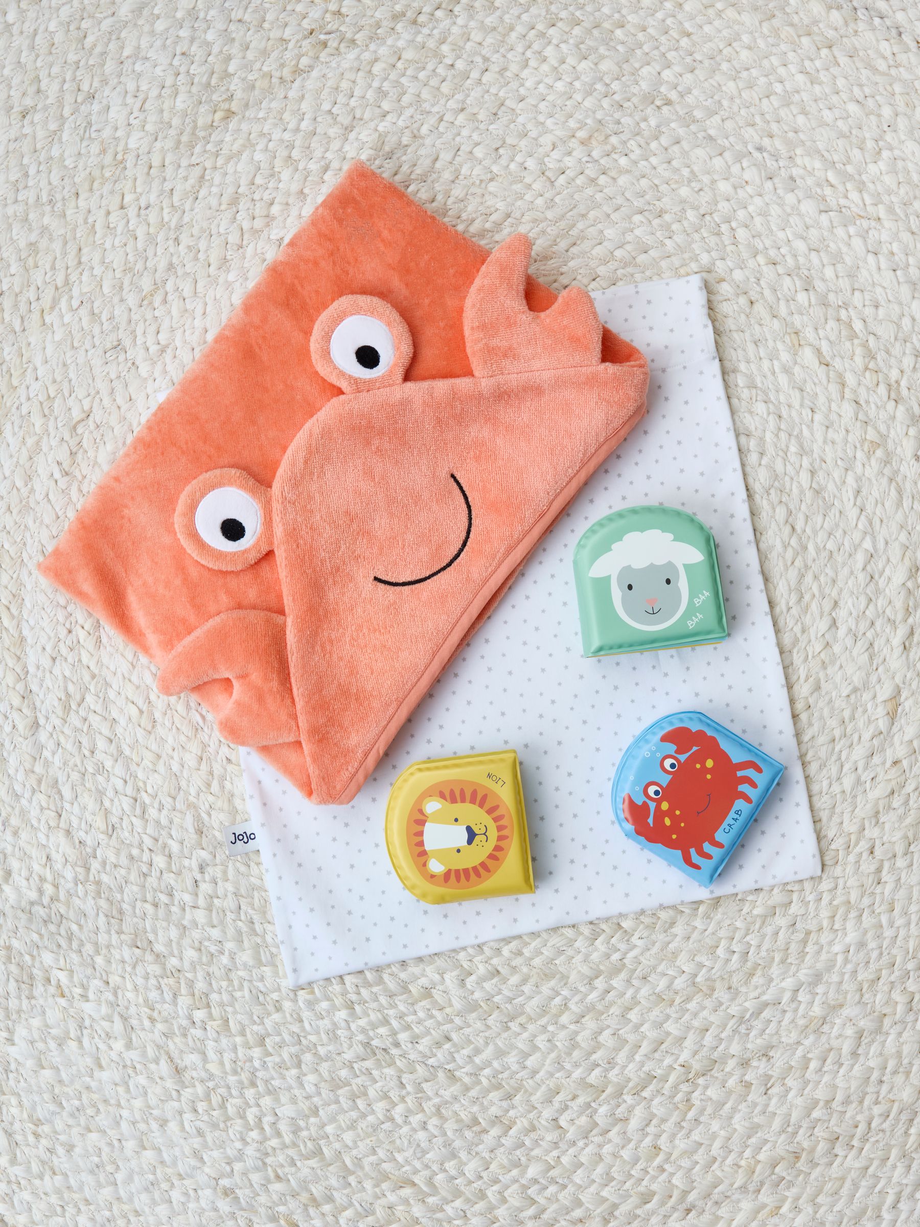 Crab Hooded Towel & Bathtime Book Gift Set - Image 2 of 4
