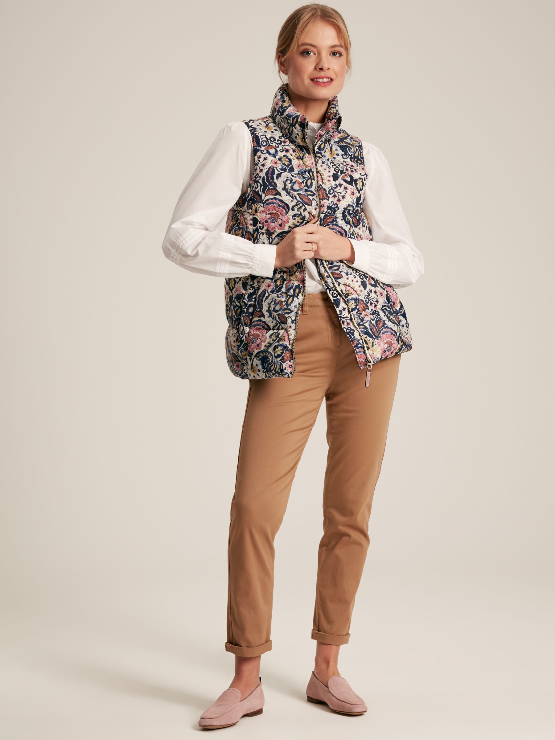 Upperton Blue Paisley Print Showerproof Padded Gilet - Image 3 of 8