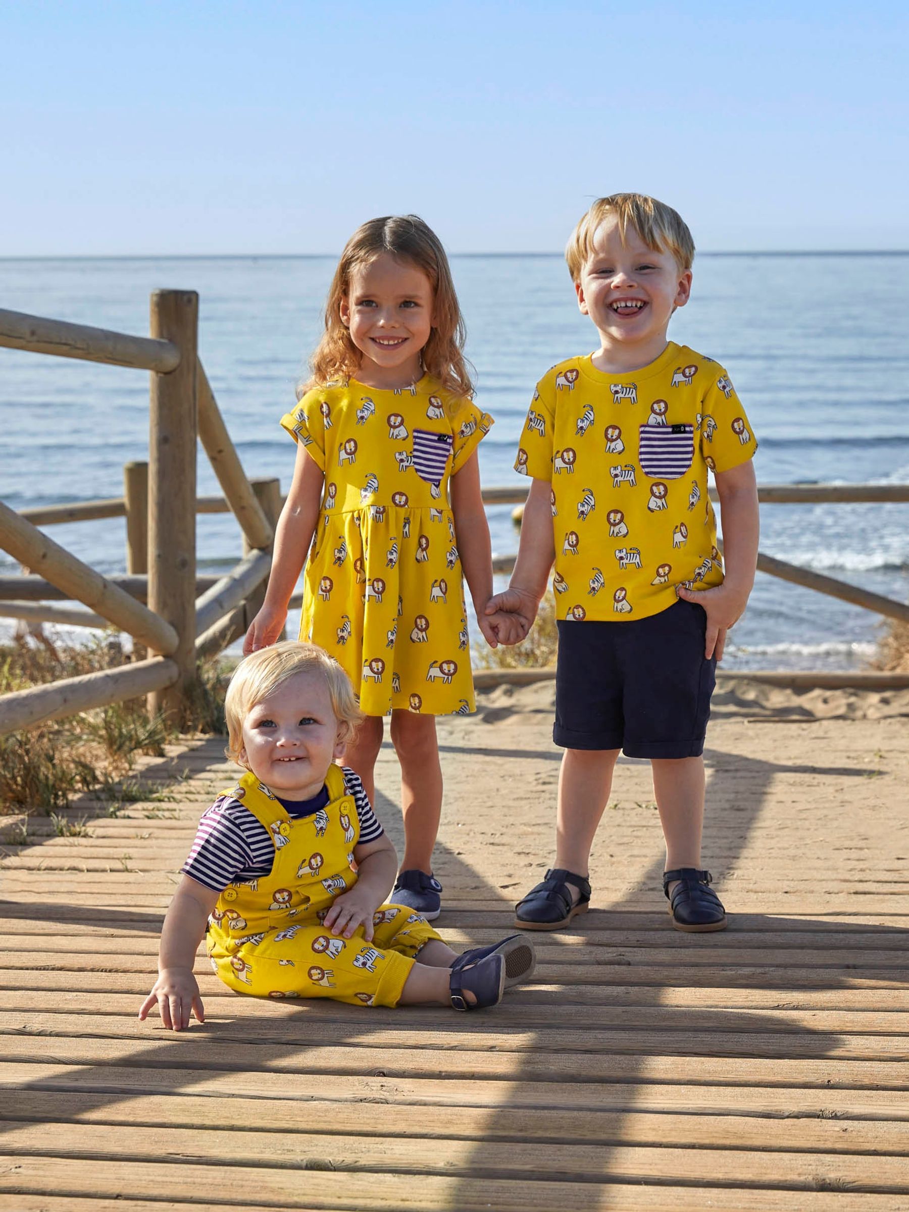 Mustard Lion & Tiger Print Pocket T-Shirt - Image 5 of 5