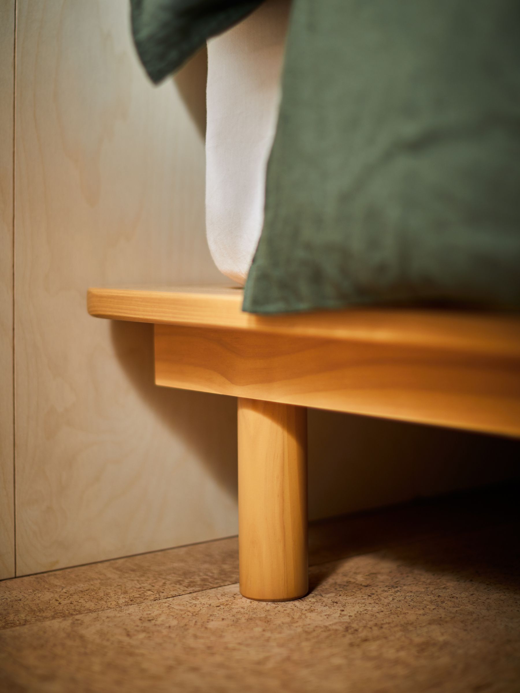Kano Platform Bed in Oak - Image 2 of 5