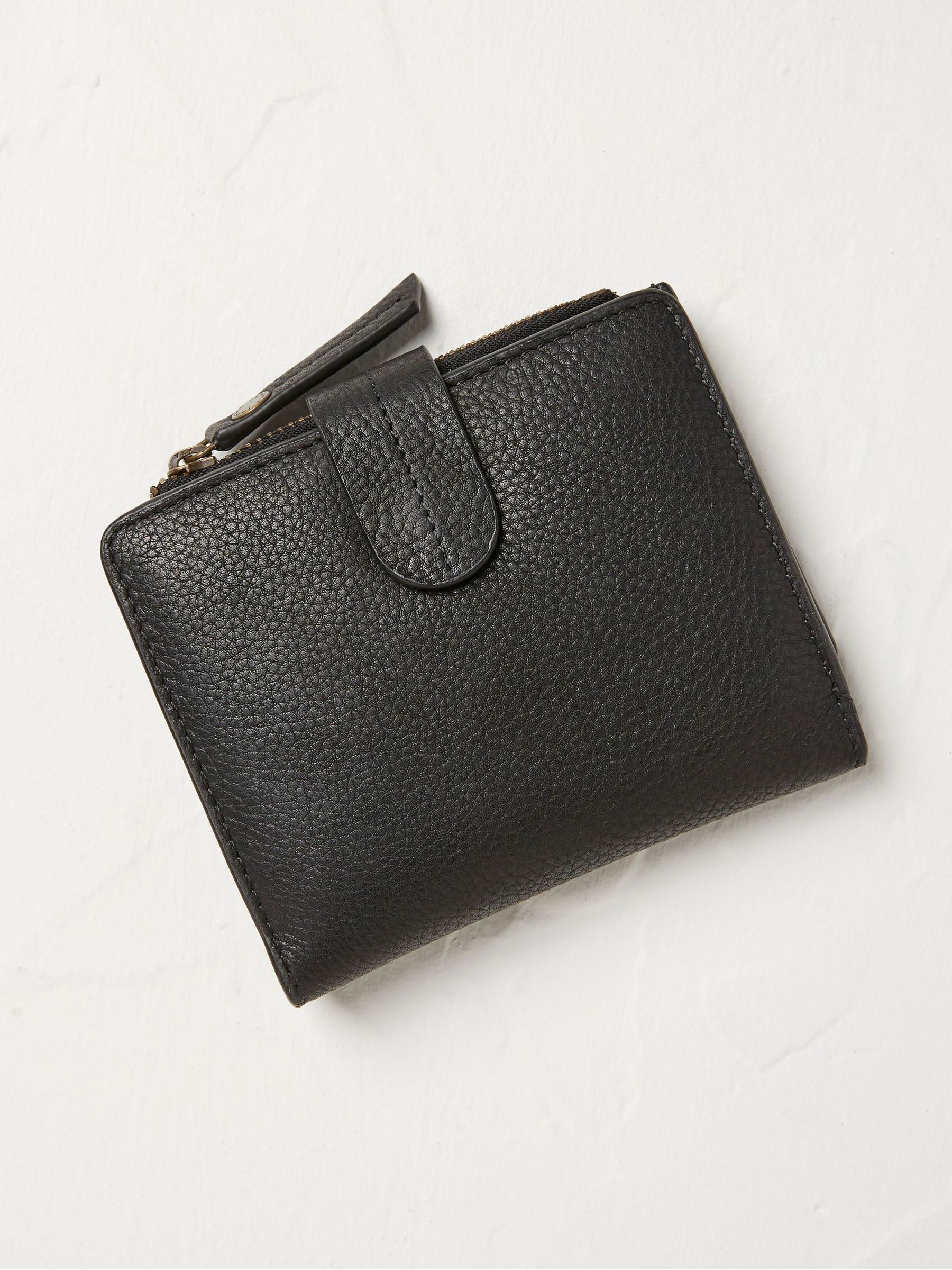 Betty Black Pop-out Cardholder Coin Purse - Image 1 of 2
