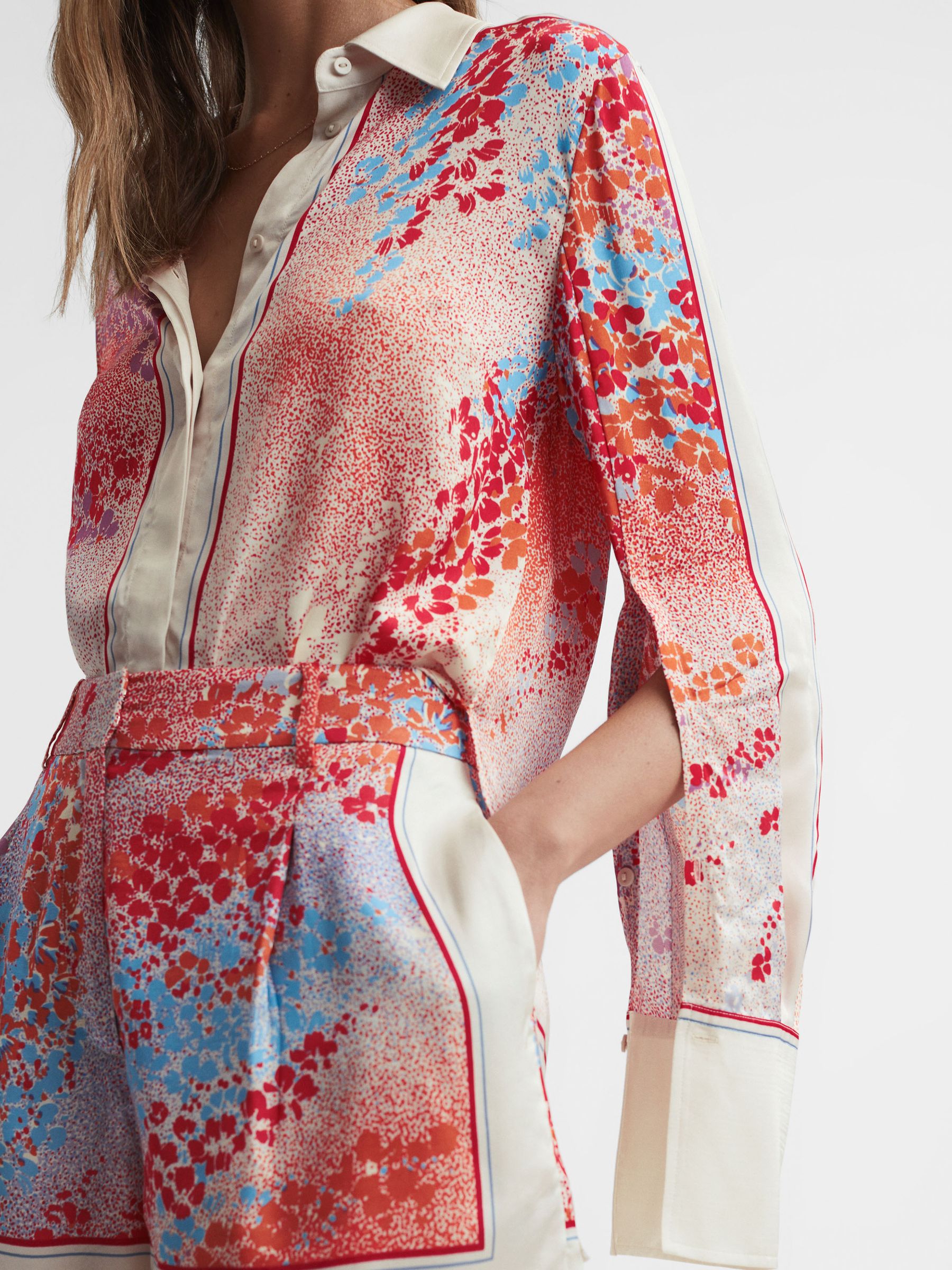 Printed Long Sleeve Shirt in Multi - Image 3 of 5