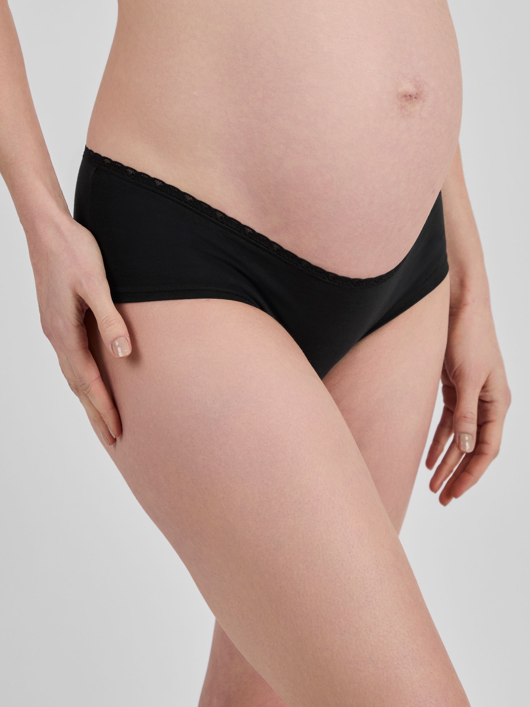 Black 3-Pack Lace Trim Maternity Shorts - Image 2 of 5