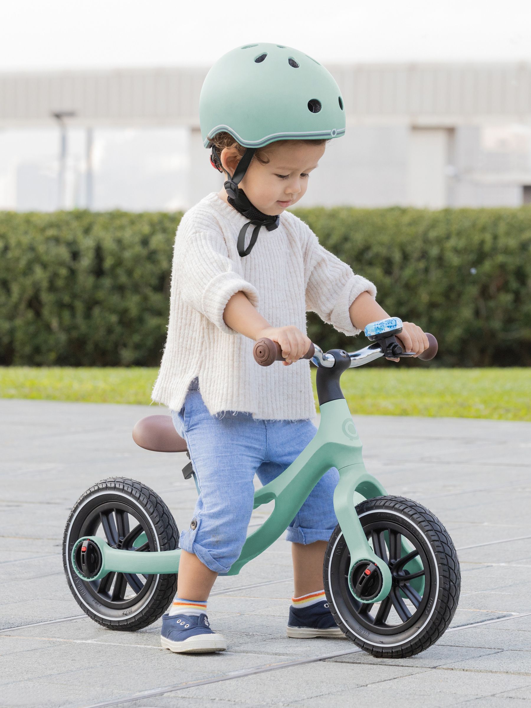 Mint Green Globber Go Bike Elite Air - Image 6 of 9