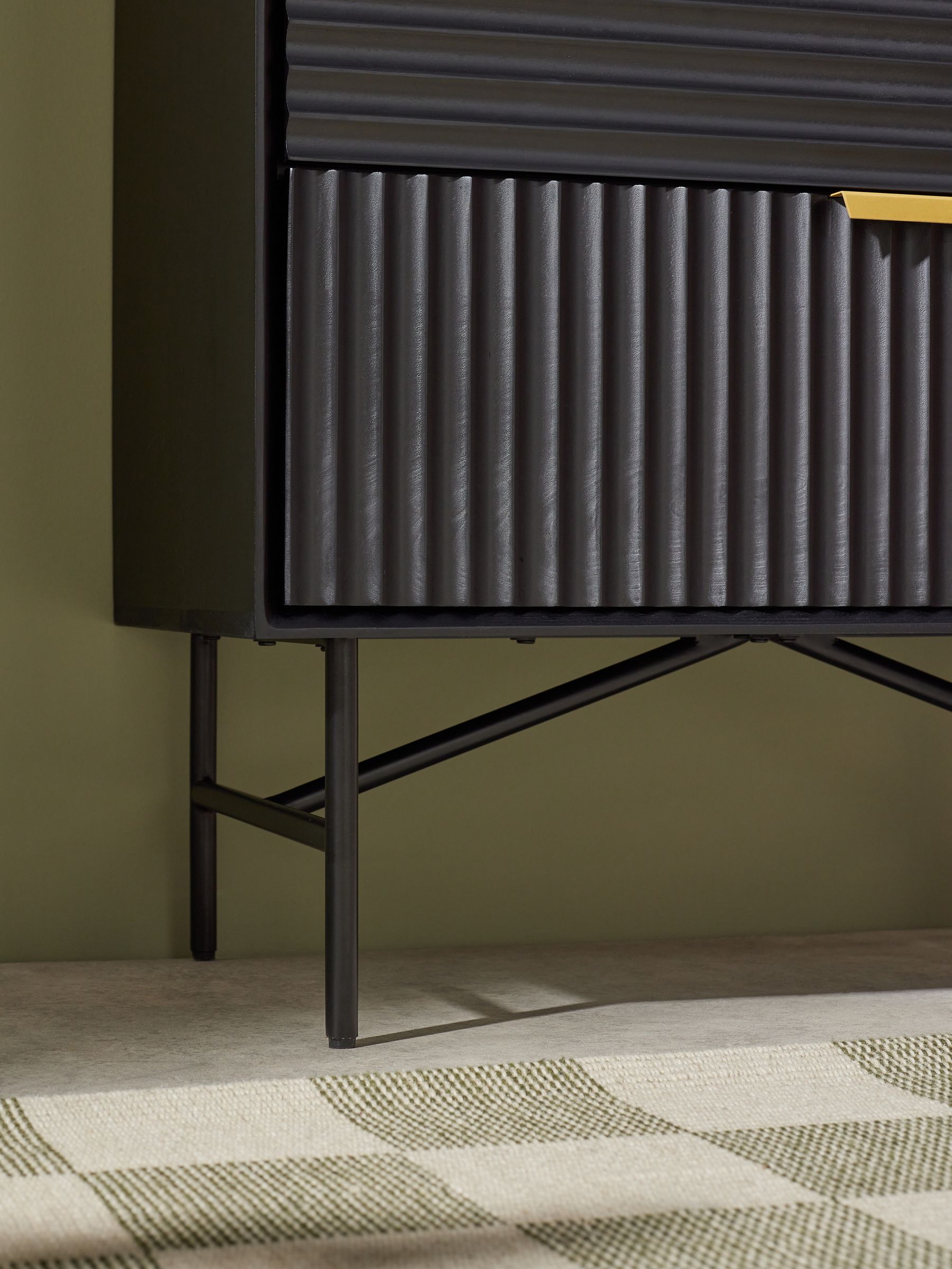 Black Haines Chest of Drawers - Image 2 of 5