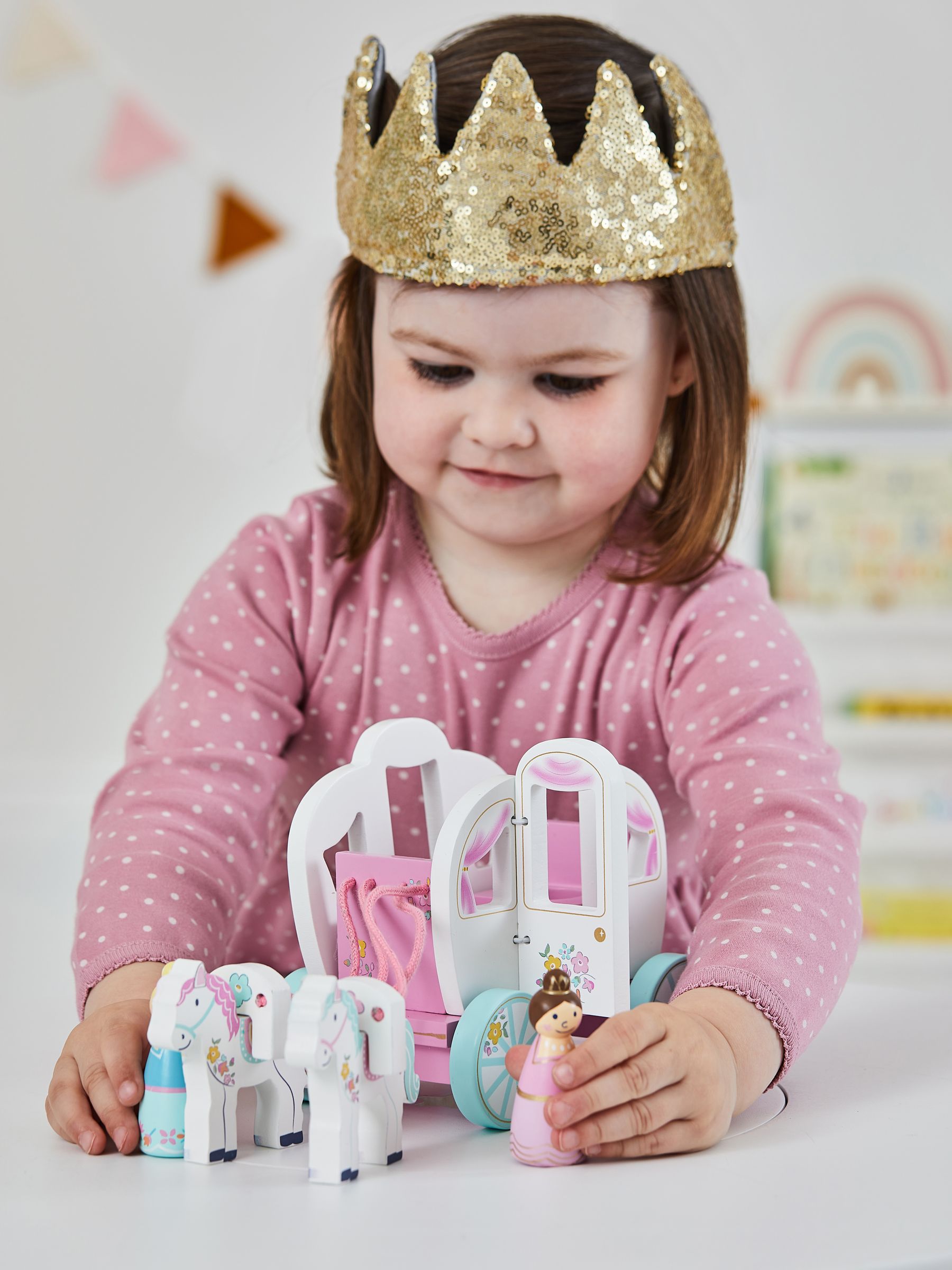 Wooden Princess Carriage Playset - Image 4 of 7