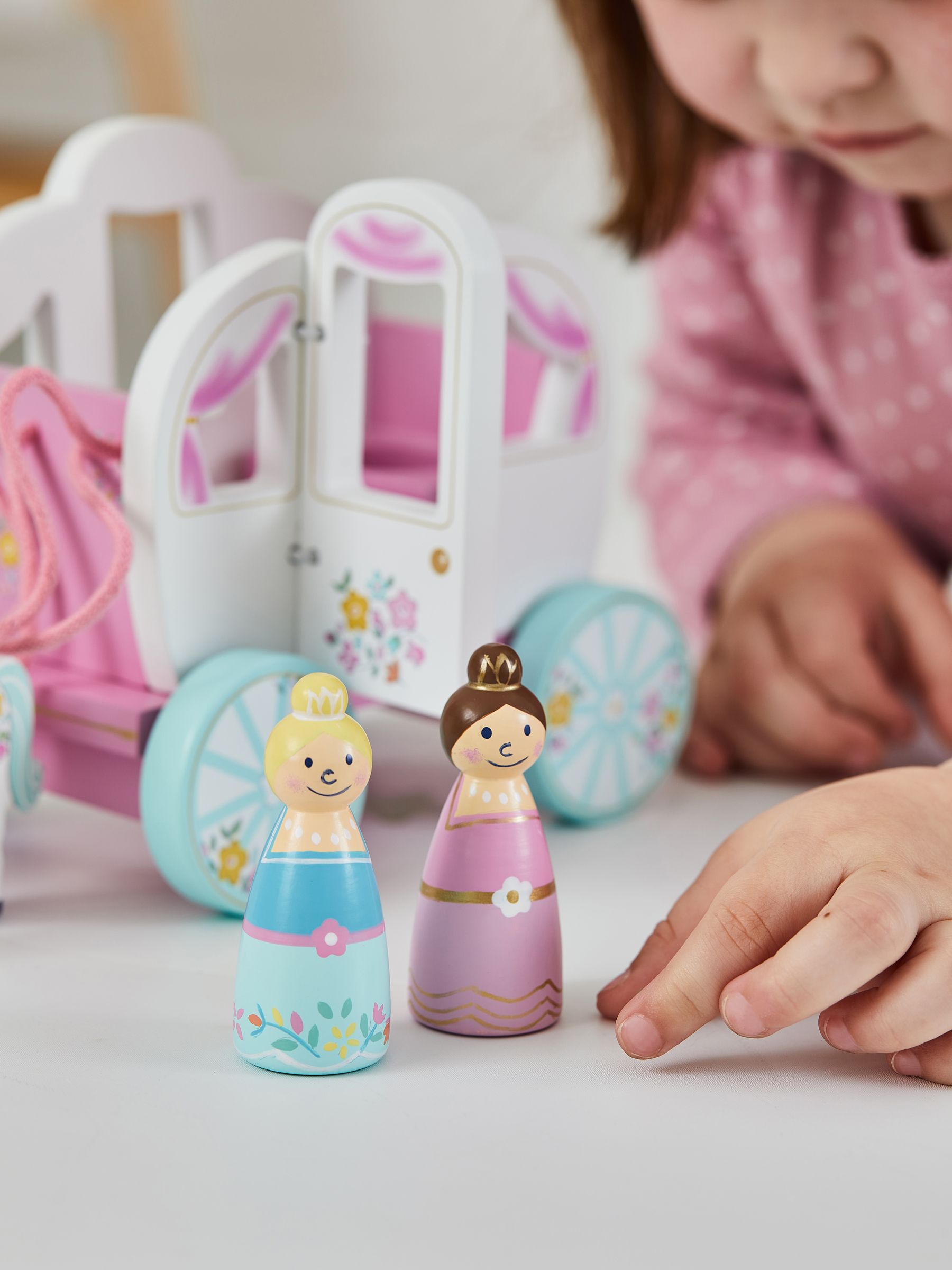 Wooden Princess Carriage Playset - Image 6 of 7