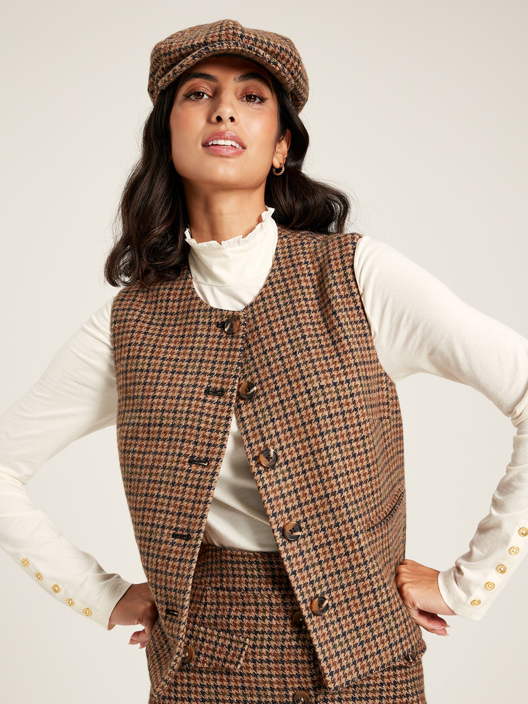 【美品】eLLa big collar tweed gilet Surrey Ladies Tweed Gilet In Blue – Alan Paine