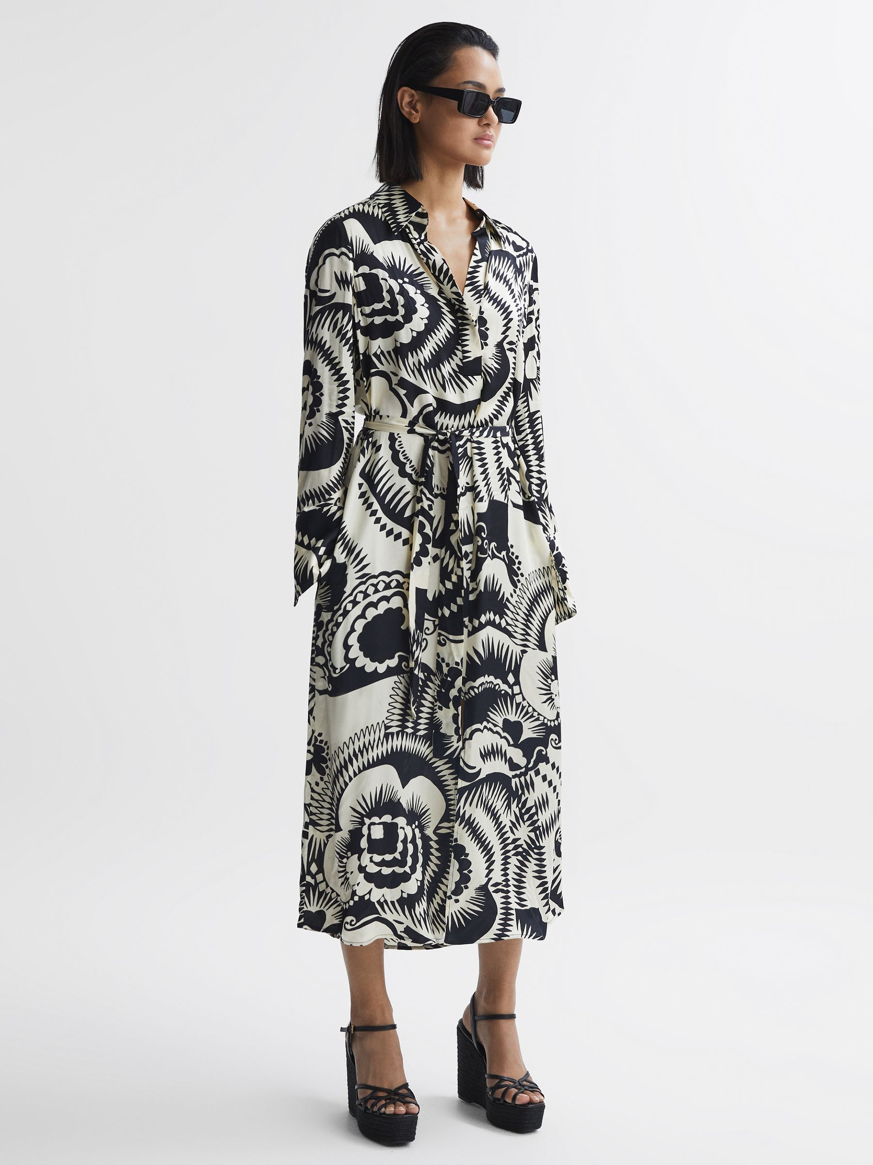 Leather Raffia Platform Wedge Heels in Black - Image 2 of 5 Leather Raffia Platform Wedge Heels in Black - Image 2 of 5