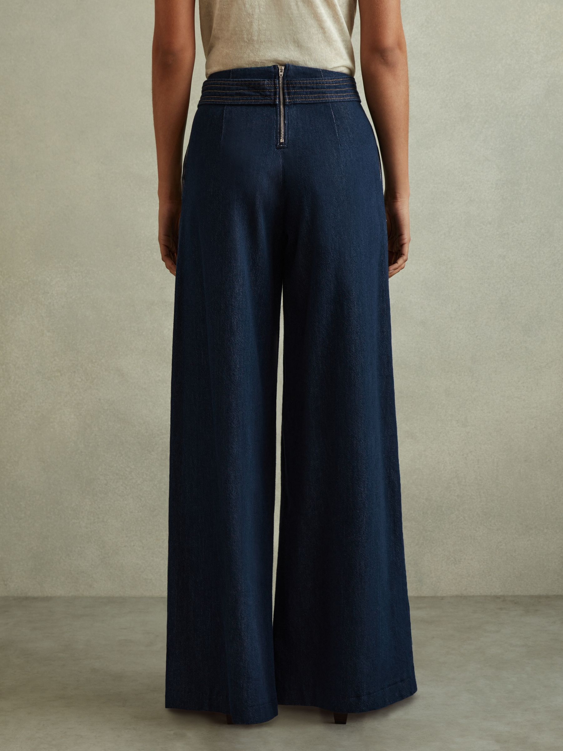 Belted Wide Leg Jeans in Dark Blue - Image 5 of 8